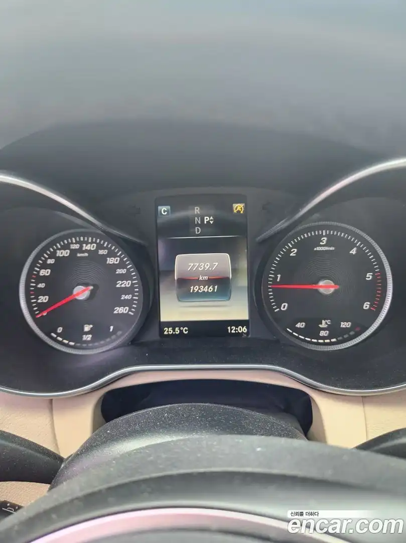 C-Class Mercedes-Benz 2015.7-OUTER-006