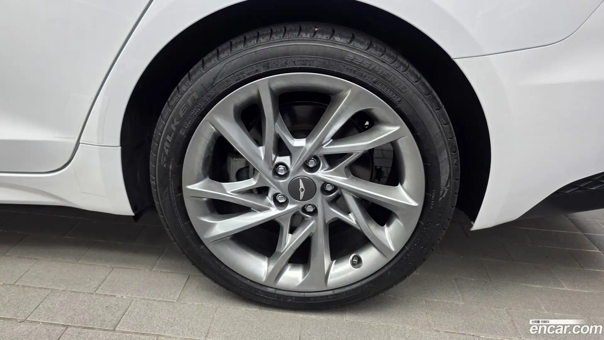 G70 Genesis 2022.2-OUTER-031