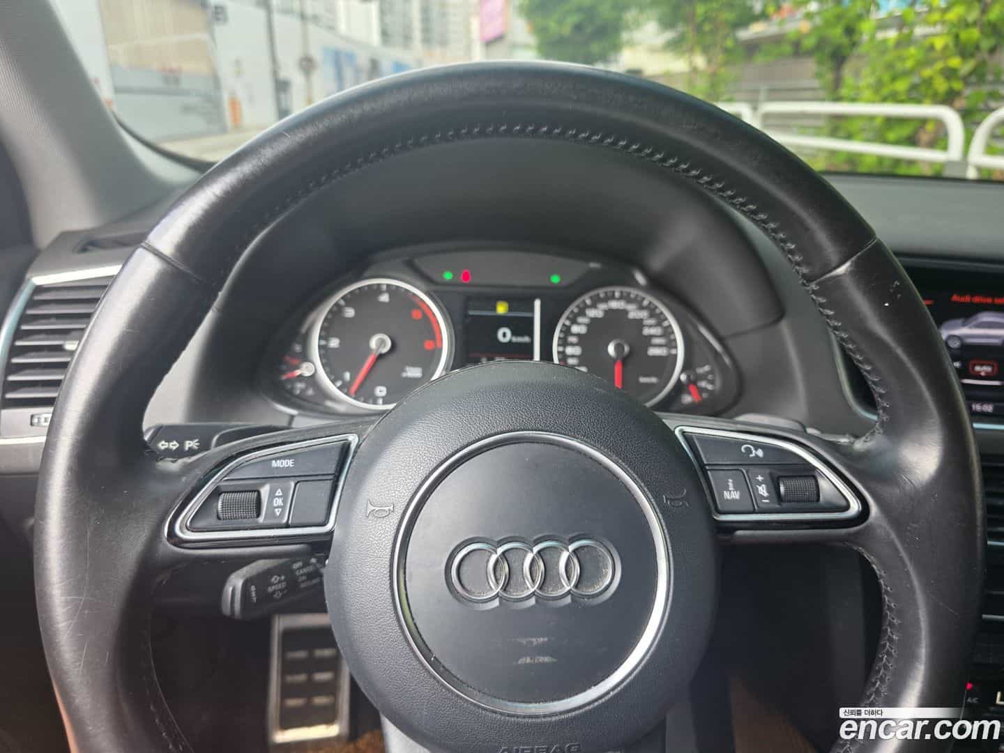 Q5 Audi 2015.0-INNER-008