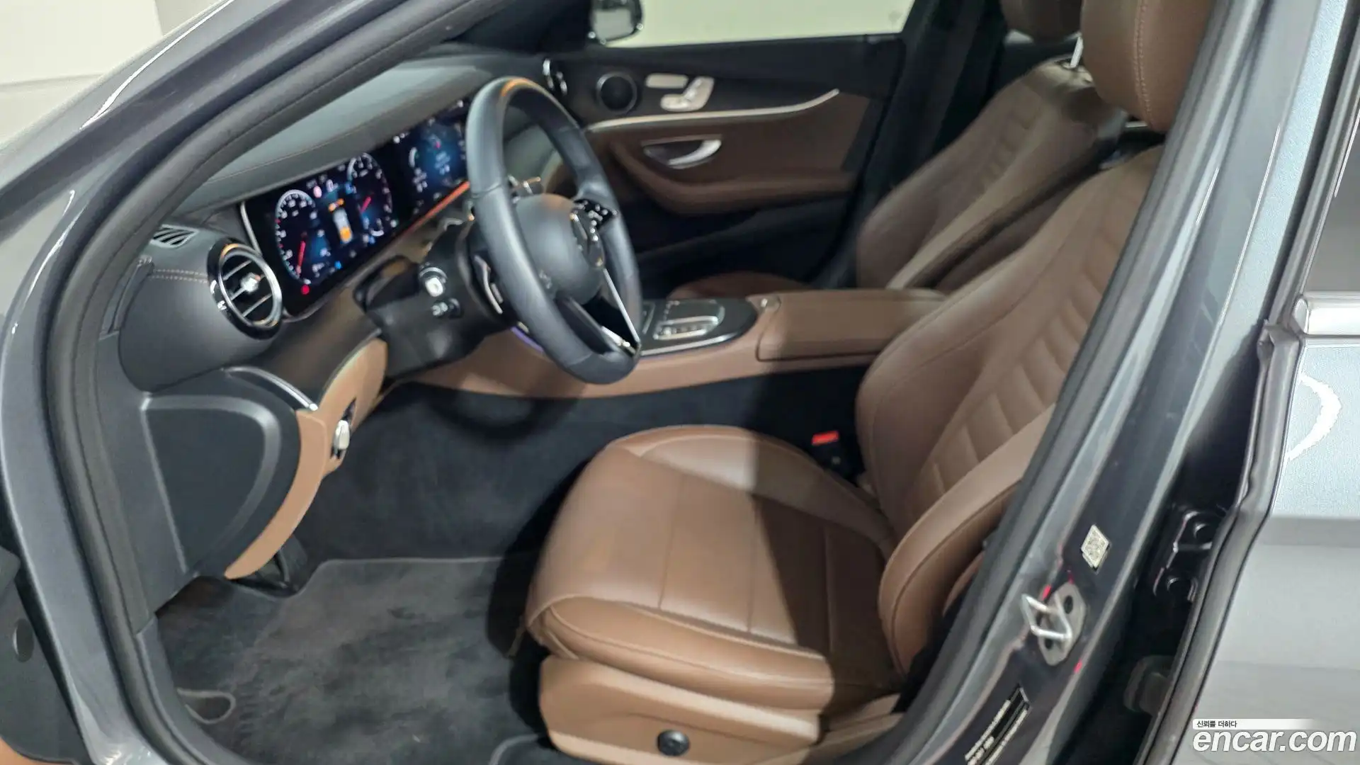 E-Class Mercedes-Benz 2023.4-OPTION-018