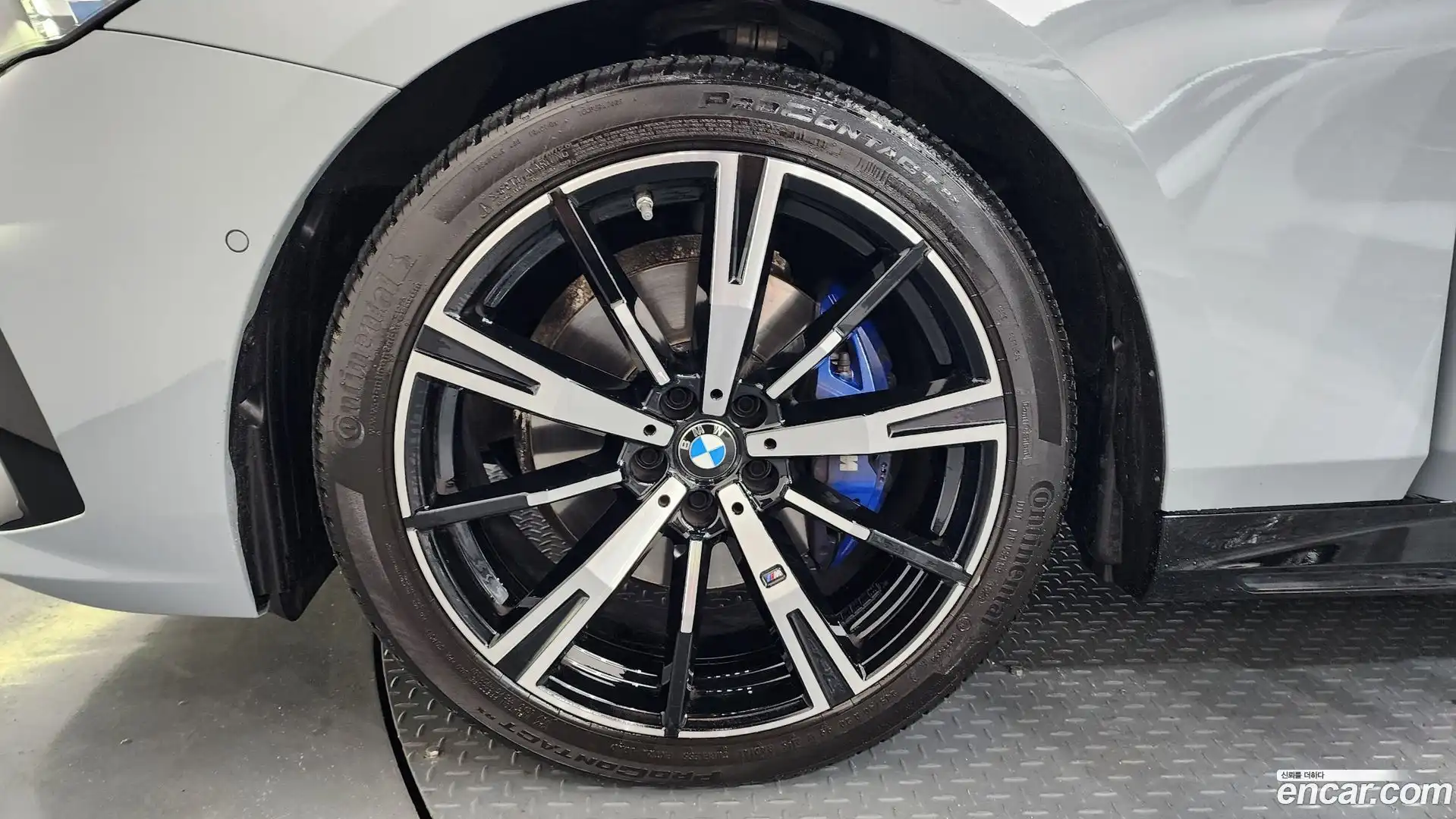 5-Series BMW 2025.6-OUTER-005