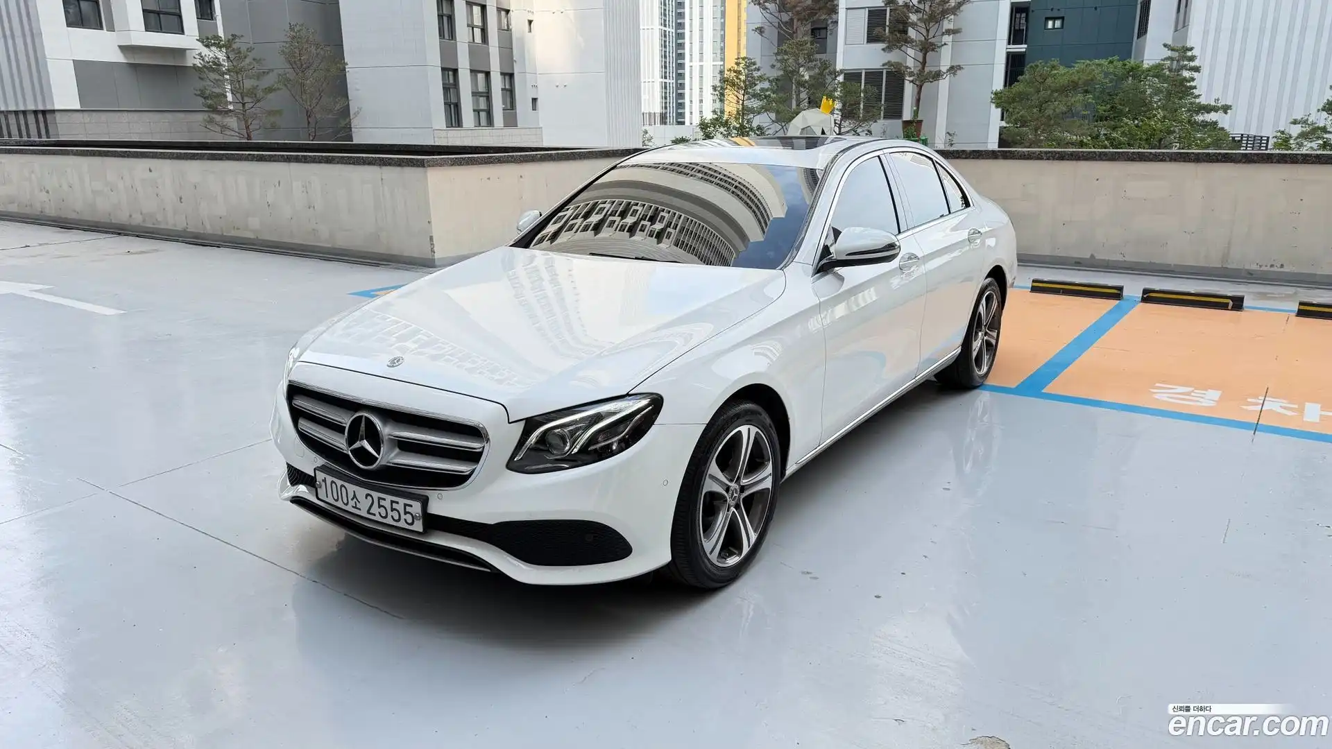 E-Class Mercedes-Benz 2019.10-OUTER-001