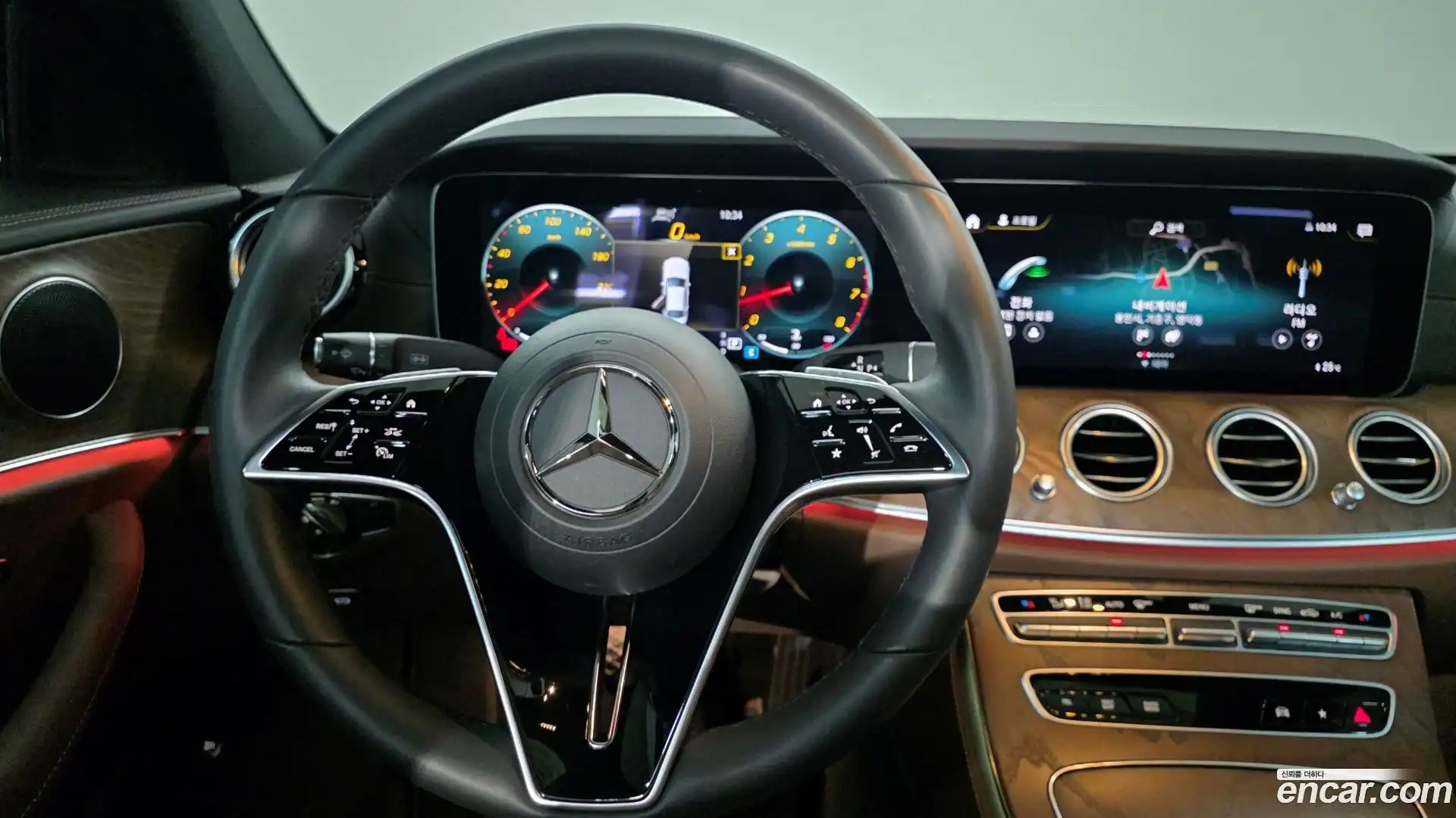 E-Class Mercedes-Benz 2023.7-OPTION-023
