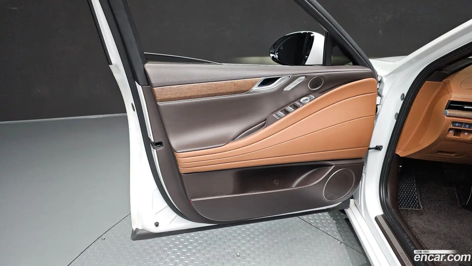 G80 Genesis 2021.9-INNER-034
