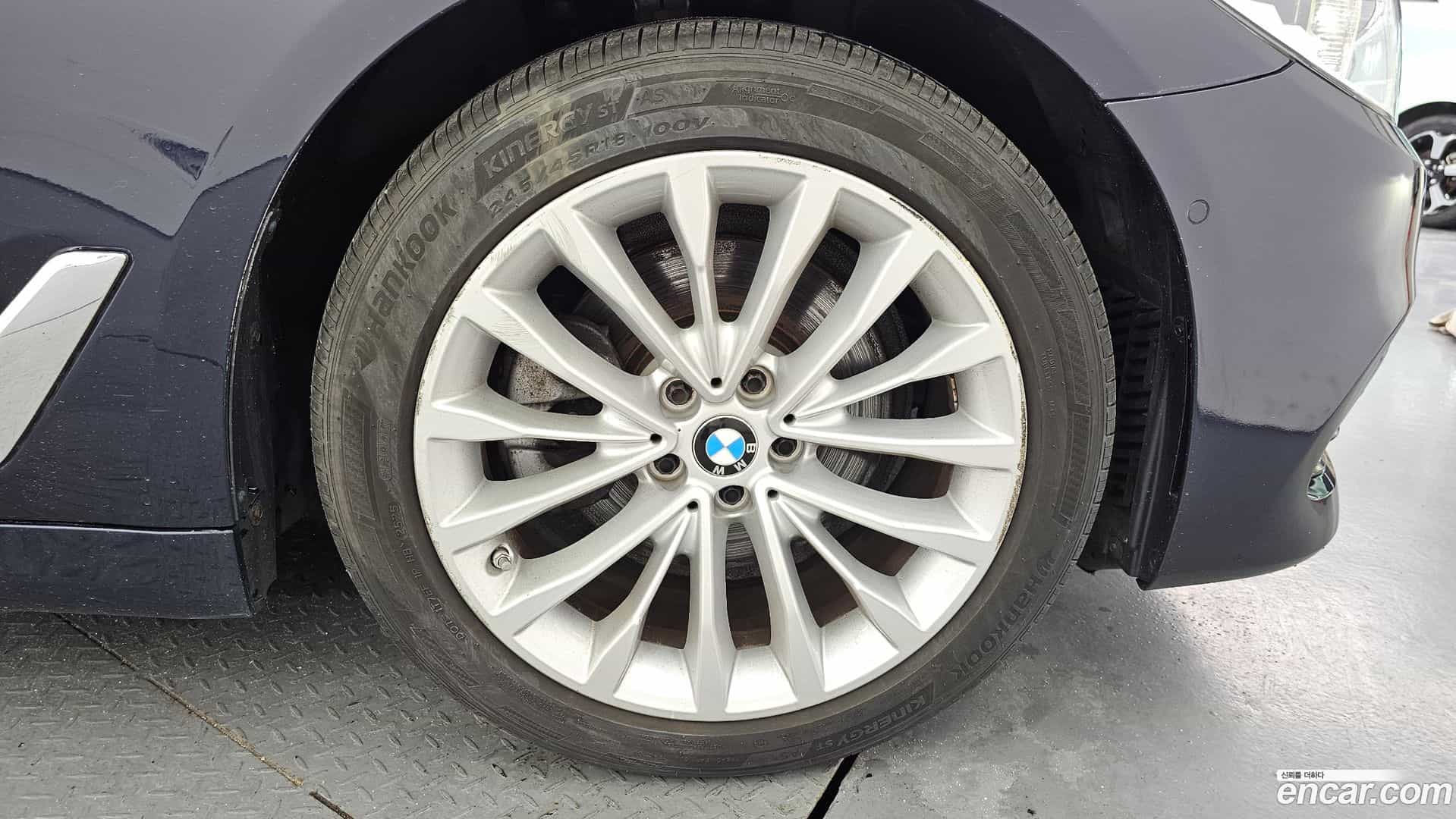 5-Series BMW 2018.4-OUTER-031