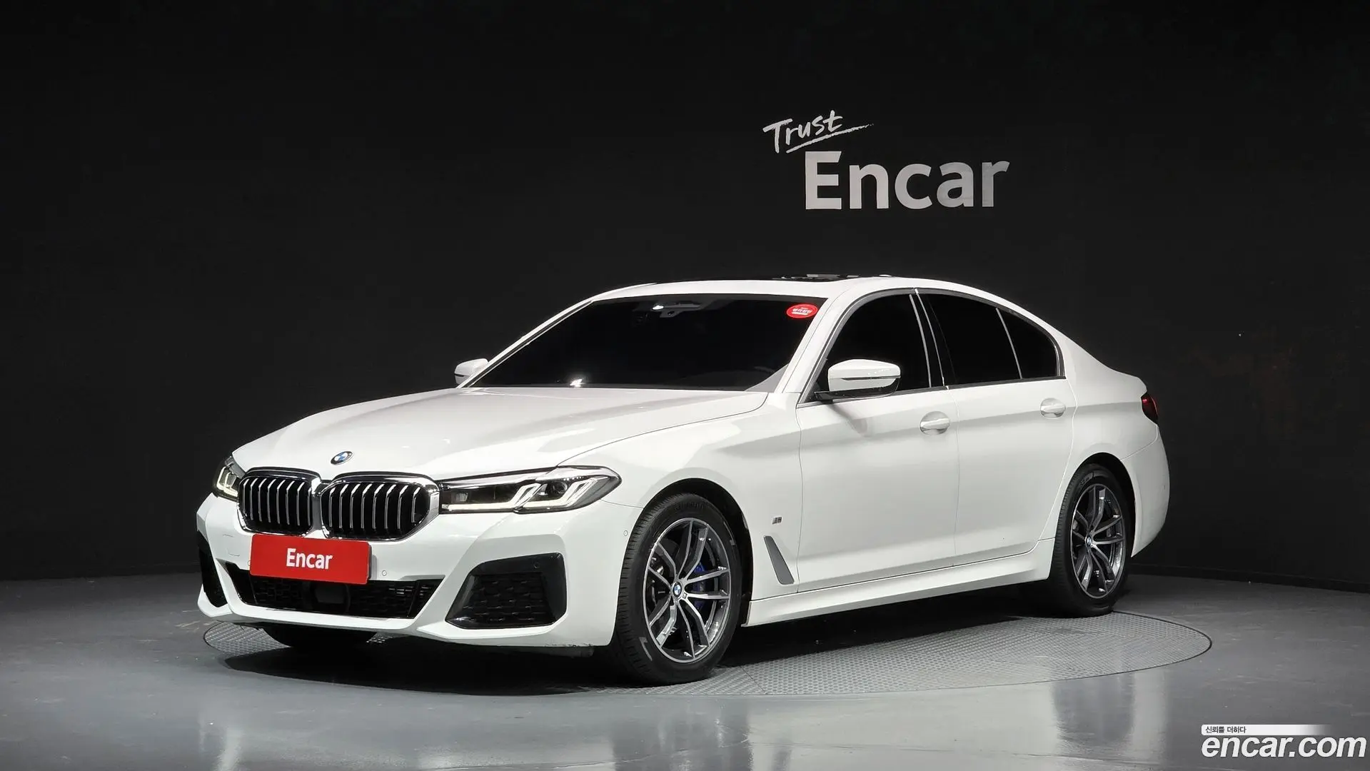 Main__Slider__Photo:5-Series BMW 2022.9-0