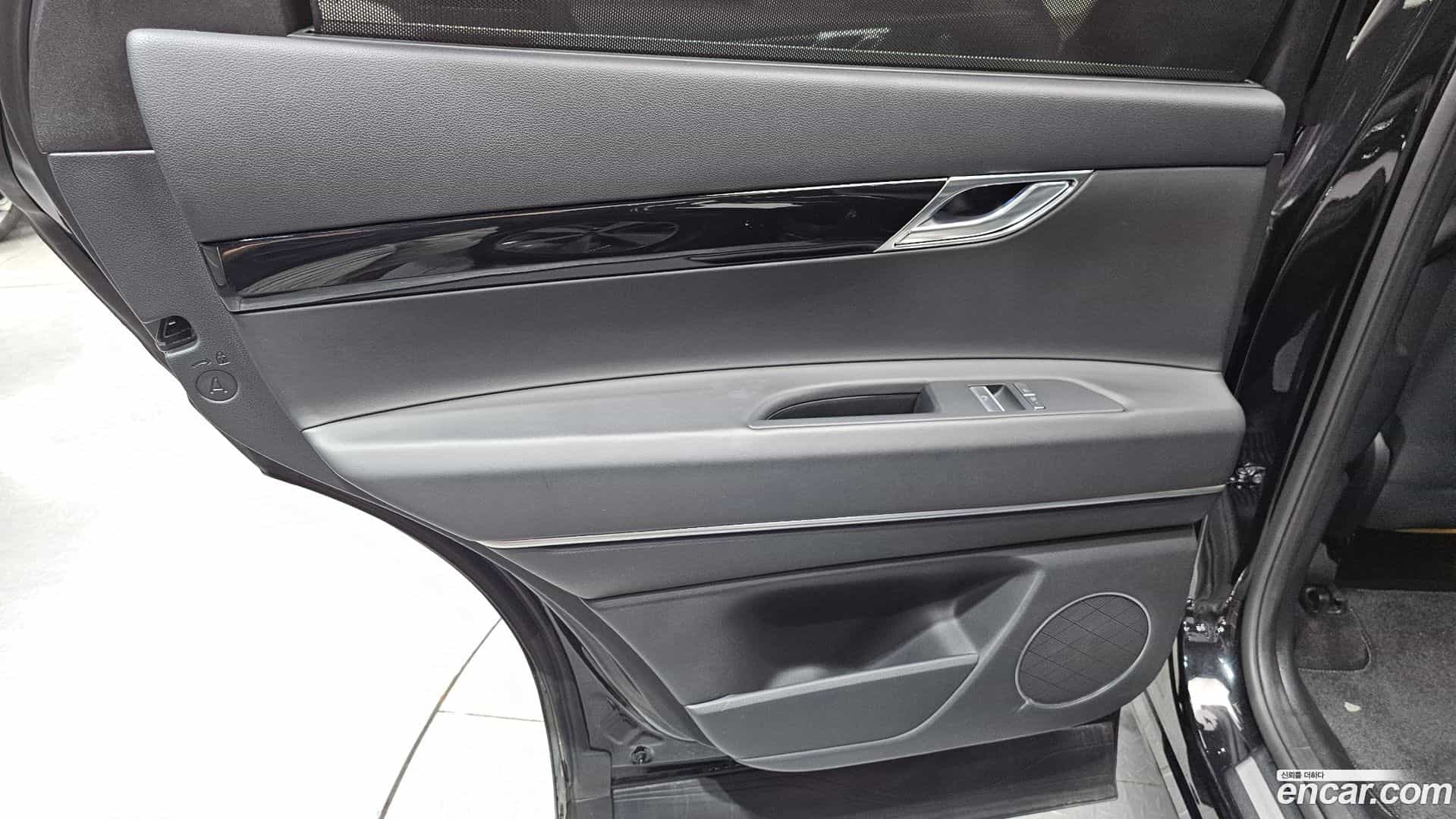 GV80 Genesis 2023.8-INNER-035