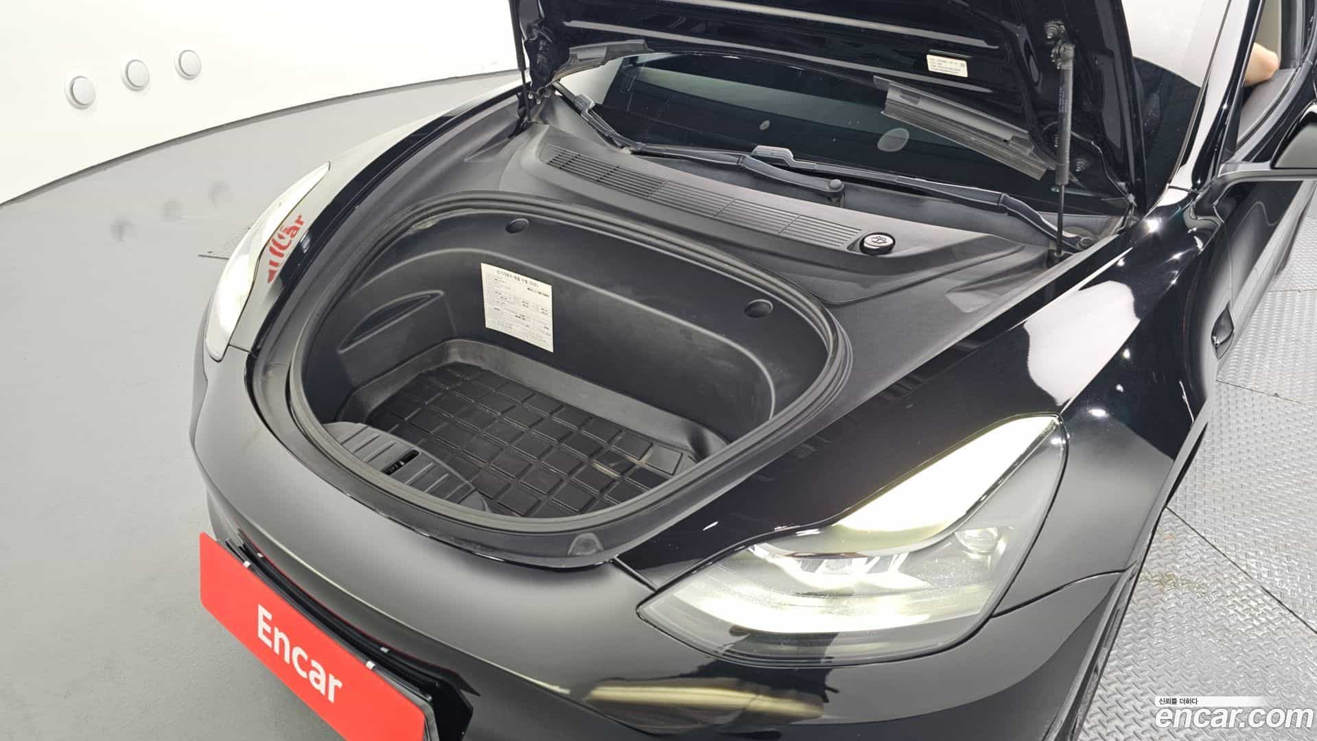 Model 3 Tesla 2021.2-OUTER-006