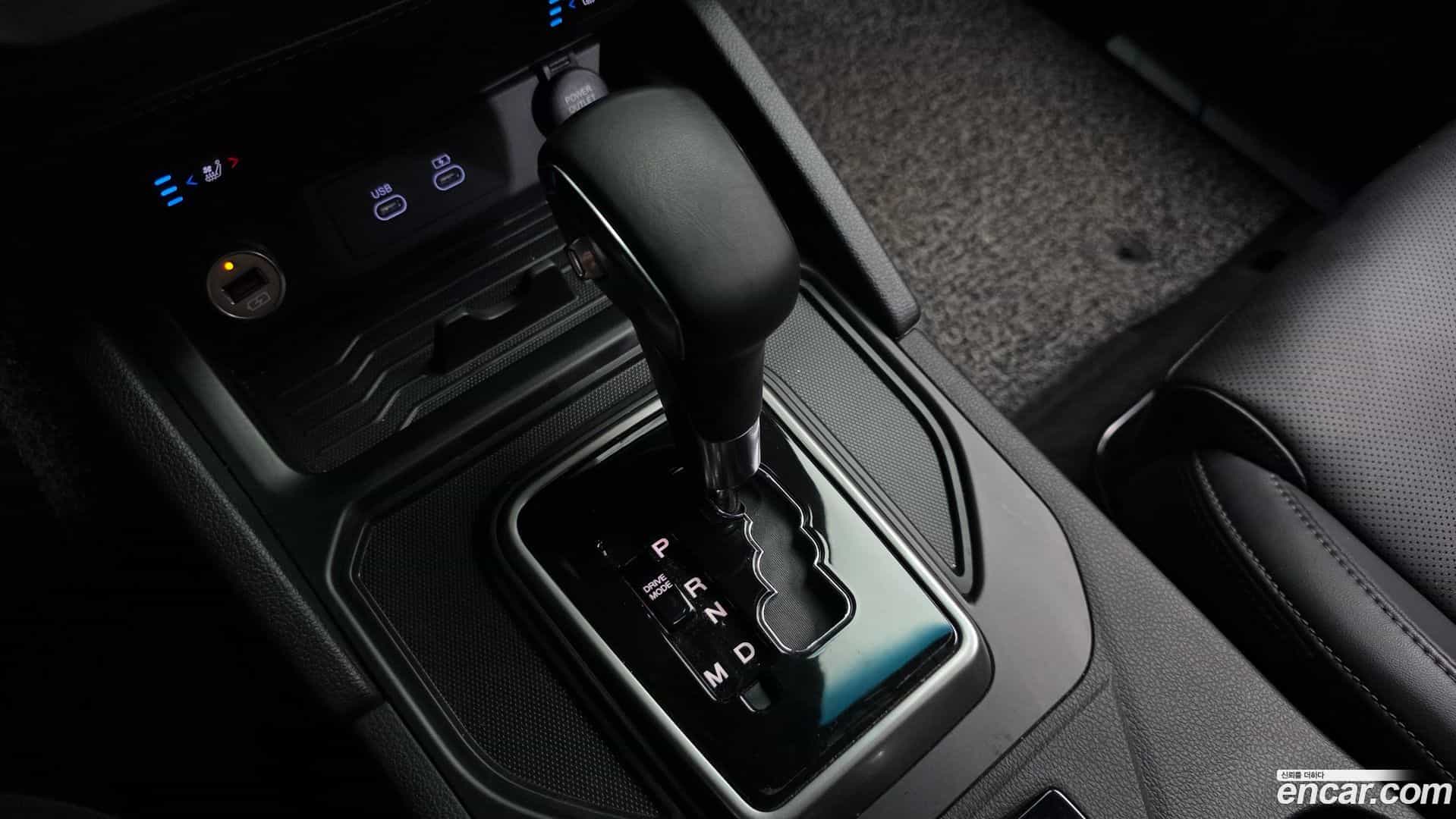 Rexton KG Mobility 2024.7-INNER-009