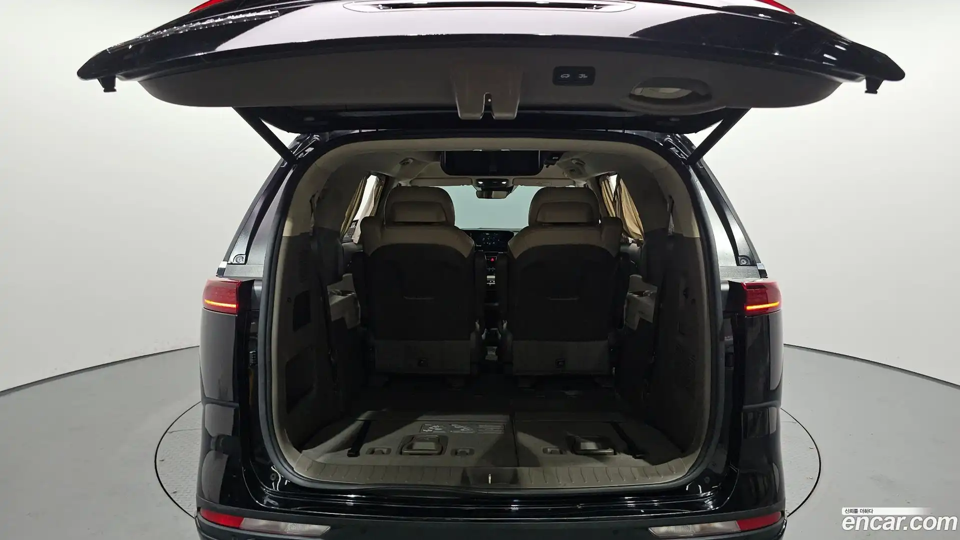 Canival Kia 2021.5-OPTION-024