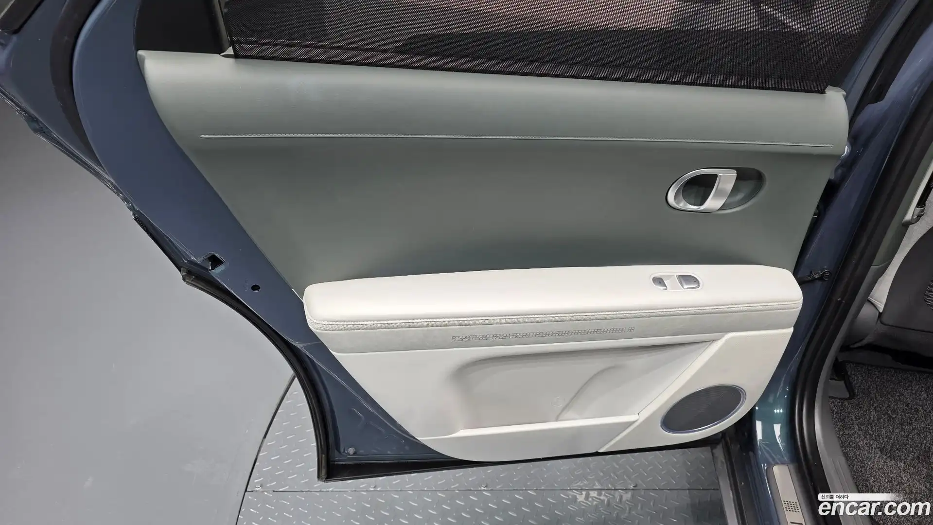 Ioniq5 Hyundai 2022.10-INNER-035