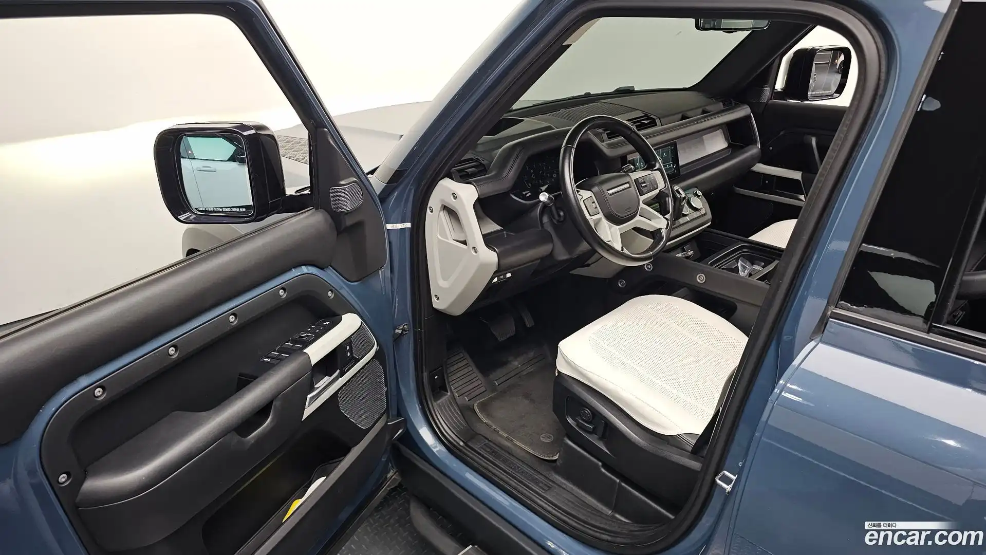 Defender Land Rover 2021.11-INNER-010