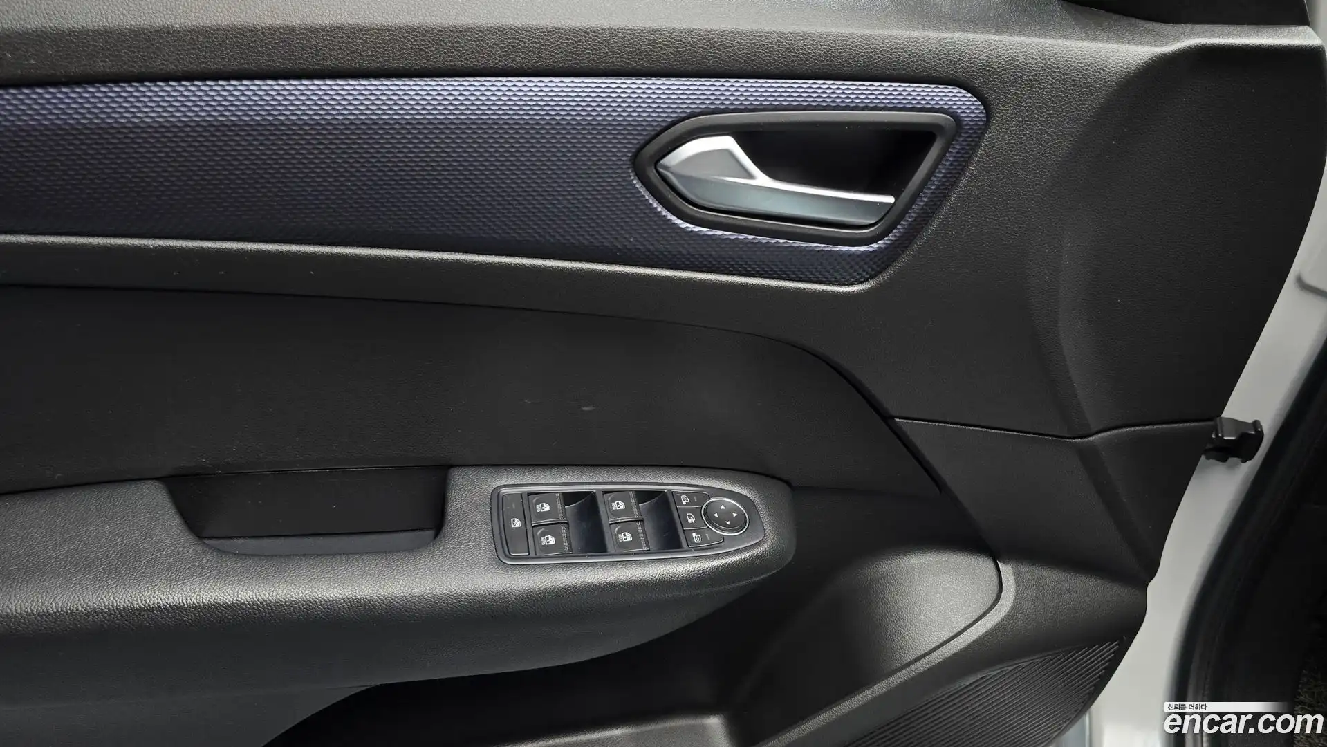 XM3 Renault Korea 2020.4-INNER-034