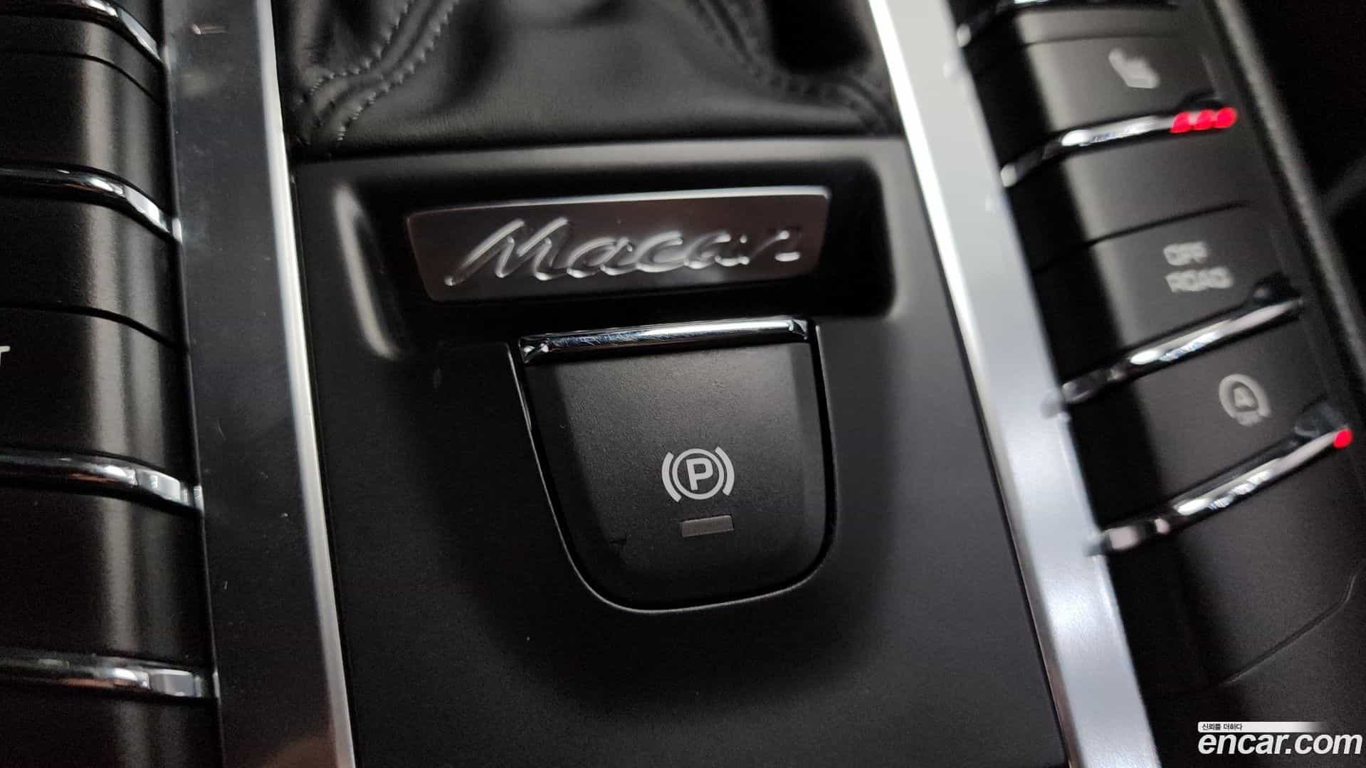 Macan Porsche 2014.10-OPTION-016