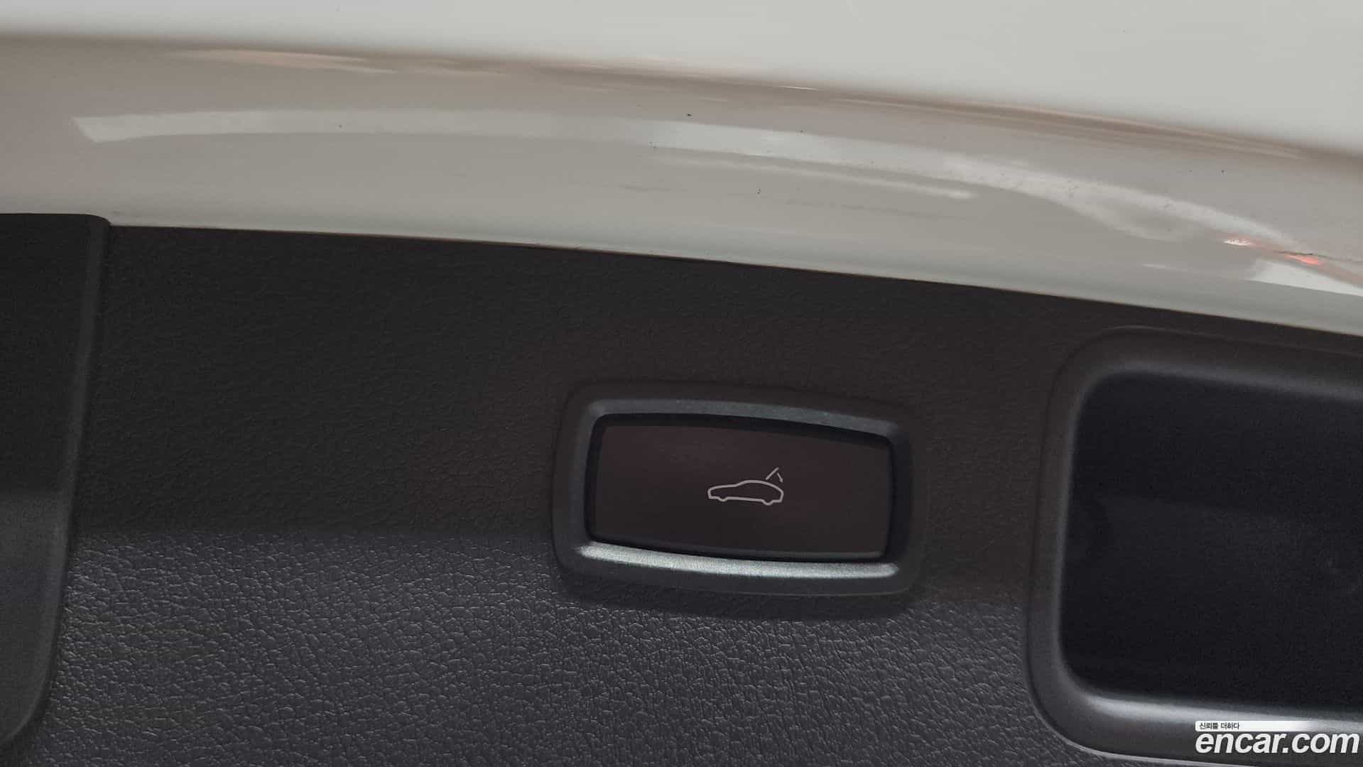 Macan Porsche 2014.10-OPTION-022