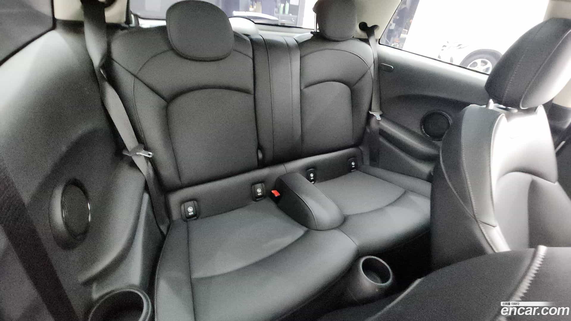 Cooper Mini 2021.6-OPTION-015