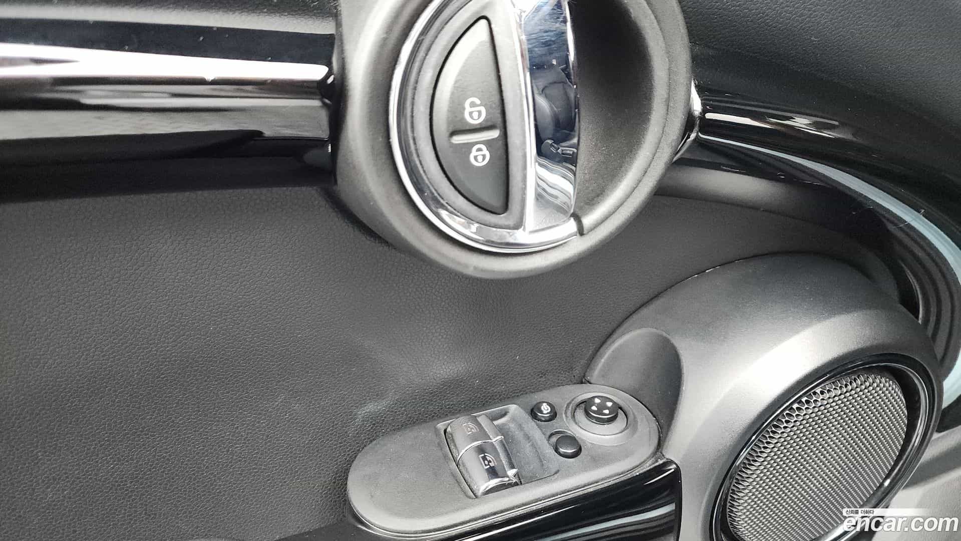 Cooper Mini 2021.6-OPTION-023