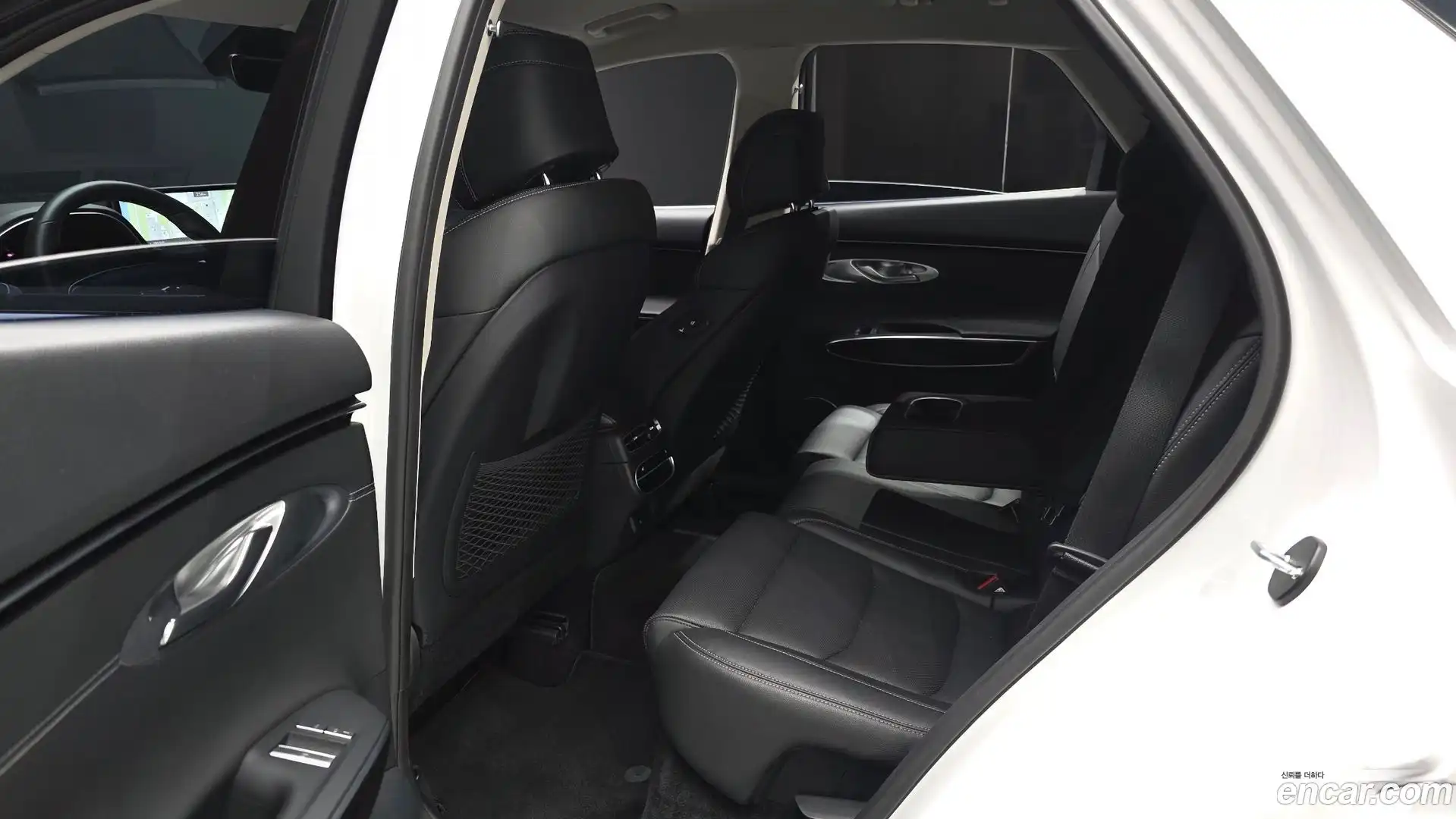 GV70 Genesis 2022.2-OPTION-015