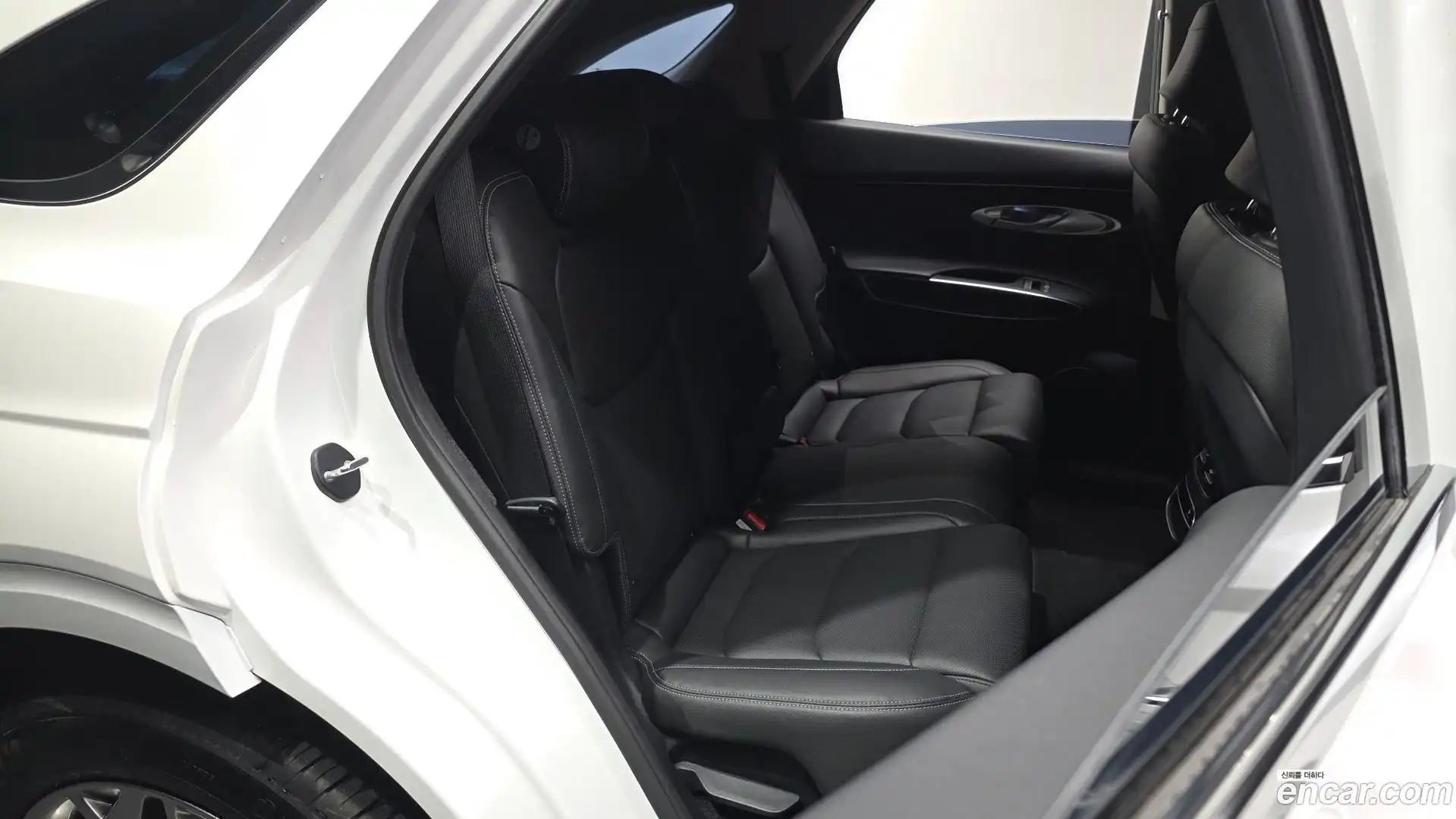 GV70 Genesis 2022.2-OPTION-016