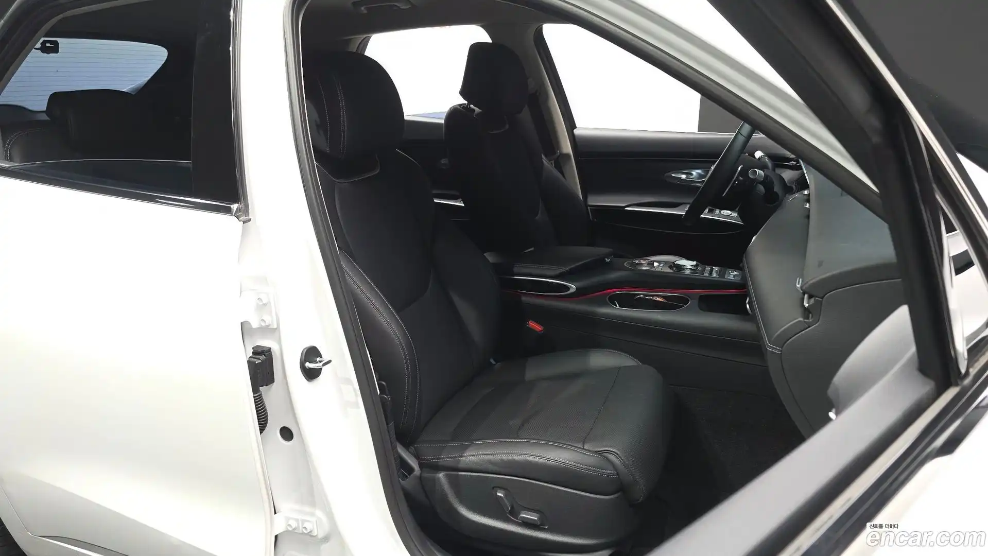 GV70 Genesis 2022.2-INNER-036