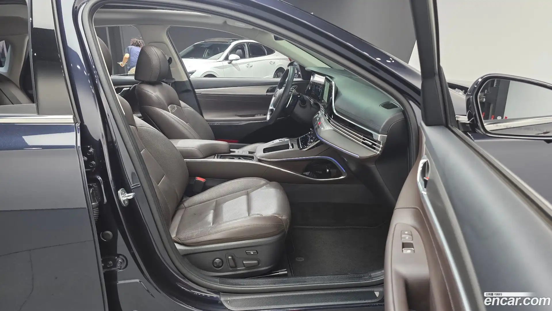 Grandeur Hyundai 2020.2-OPTION-015