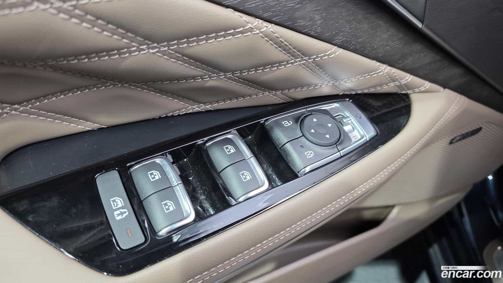 K8 Kia 2024.2-OPTION-041