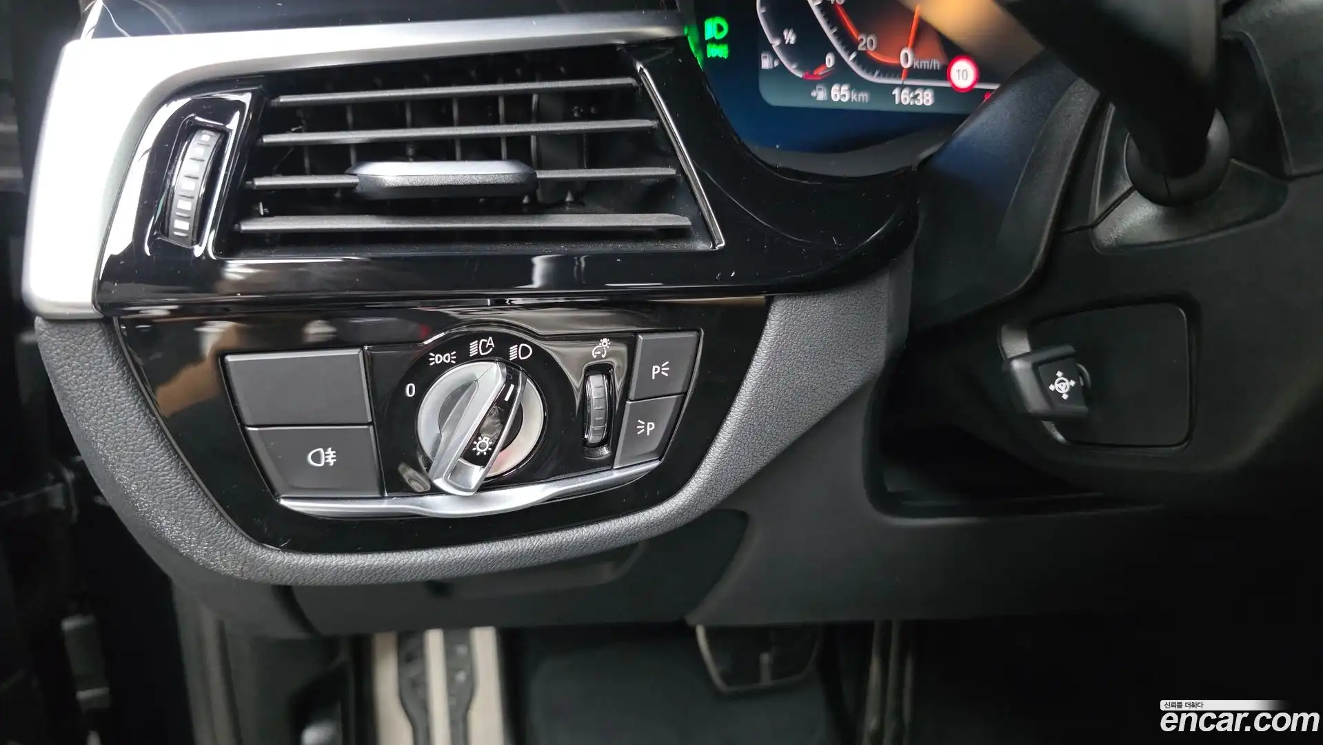 5-Series BMW 2022.7-OPTION-040