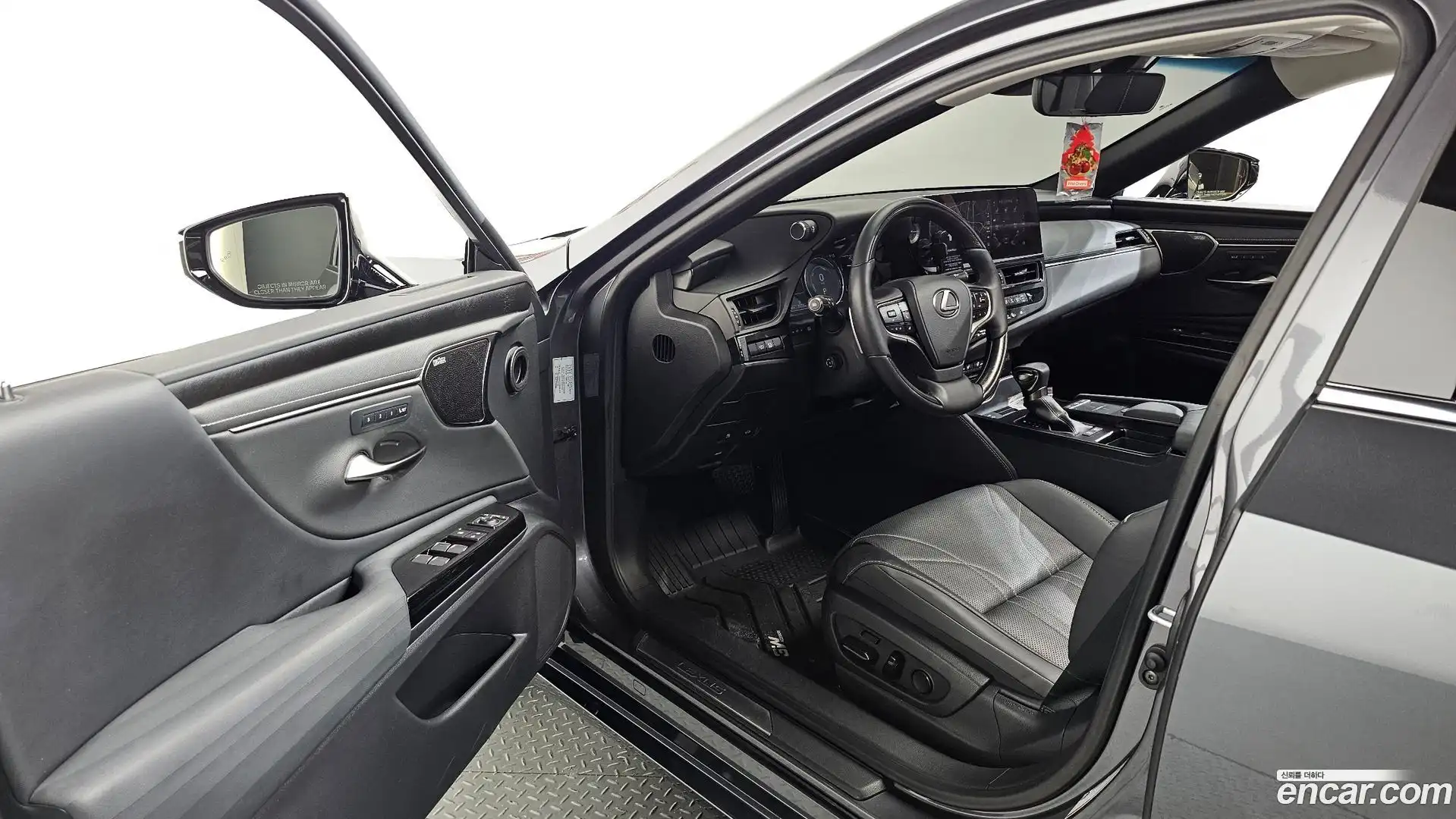 ES Lexus 2021.8-INNER-010