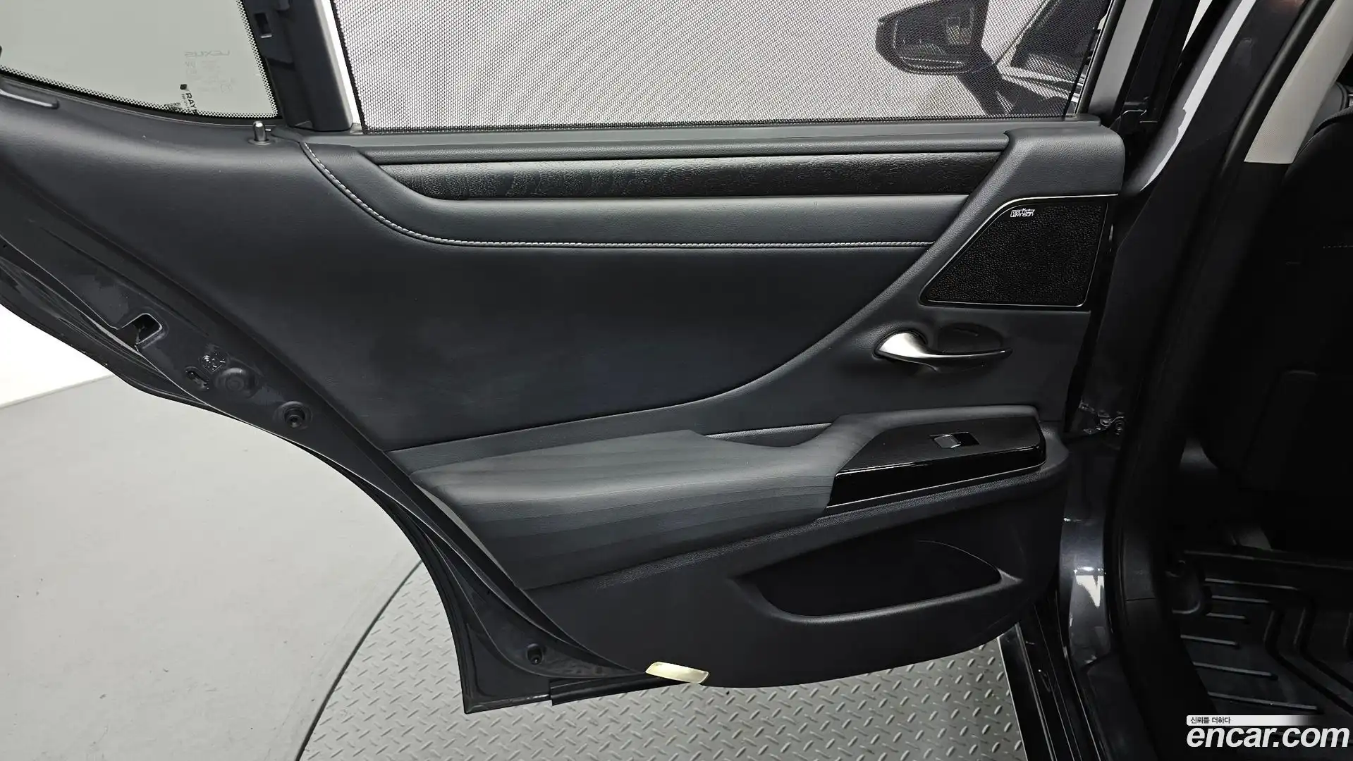 ES Lexus 2021.8-INNER-035