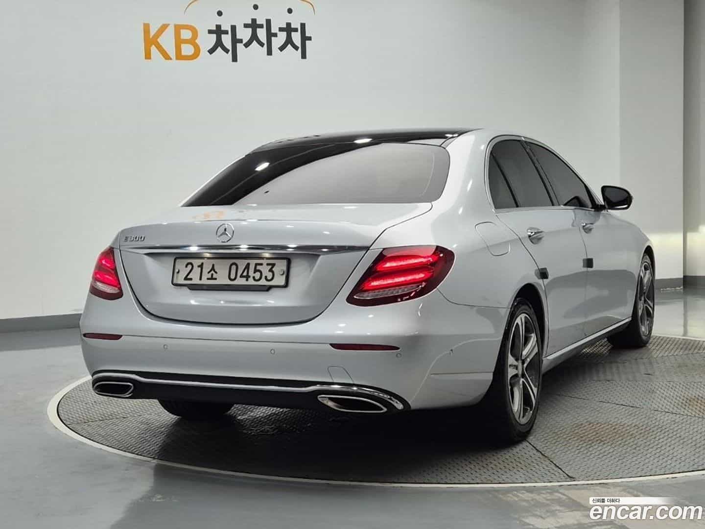 E-Class Mercedes-Benz 2016.6-OUTER-003