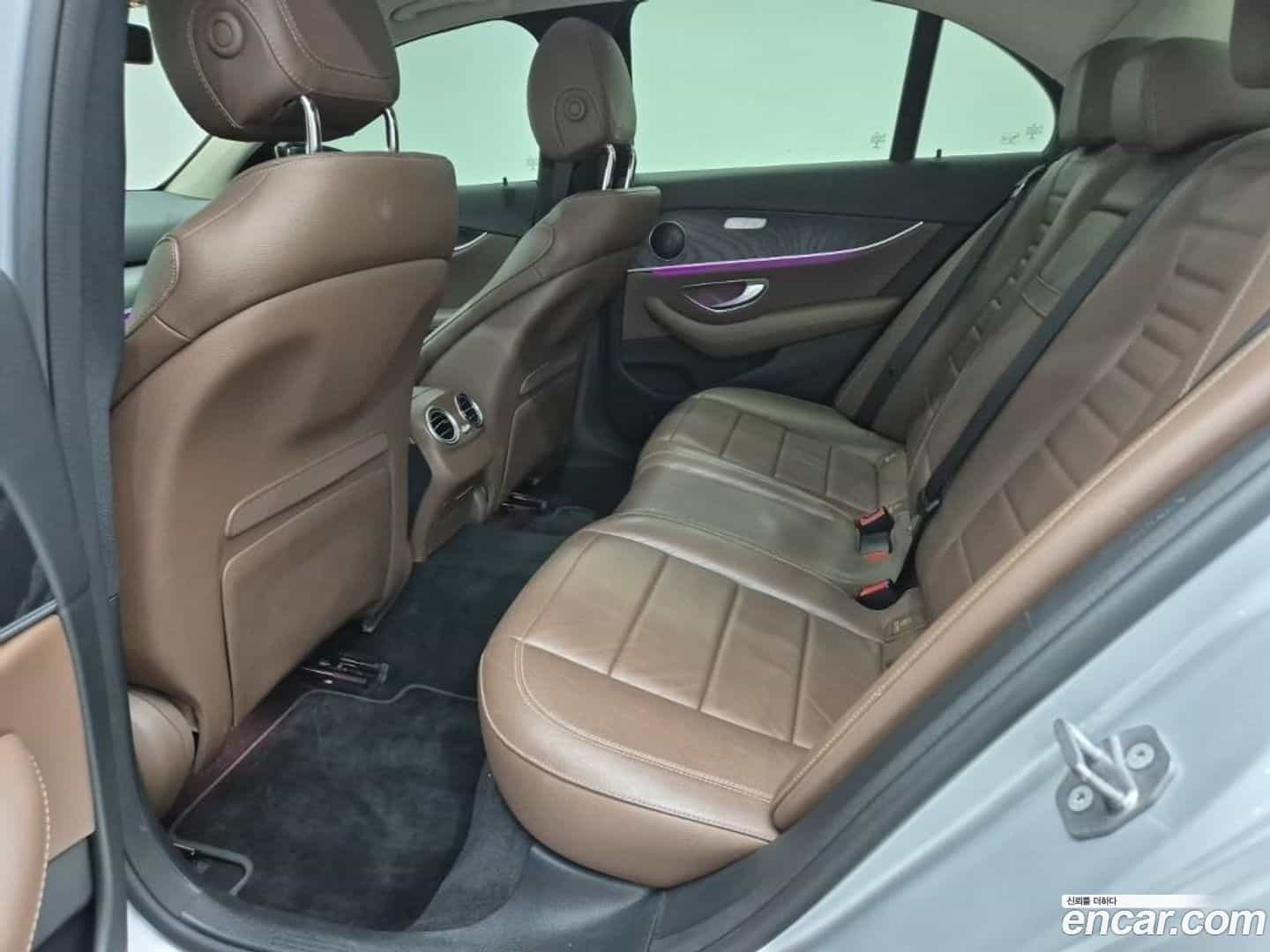 E-Class Mercedes-Benz 2016.6-OPTION-016