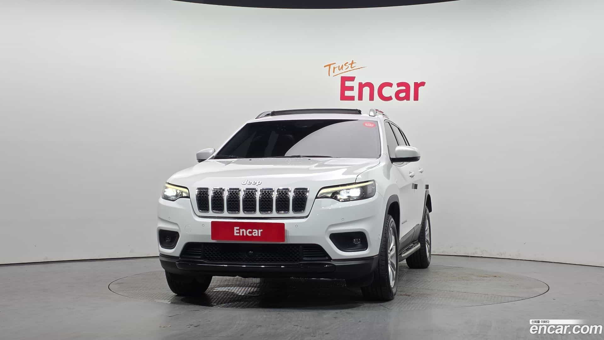 Cherokee Jeep 2019.1-OUTER-003