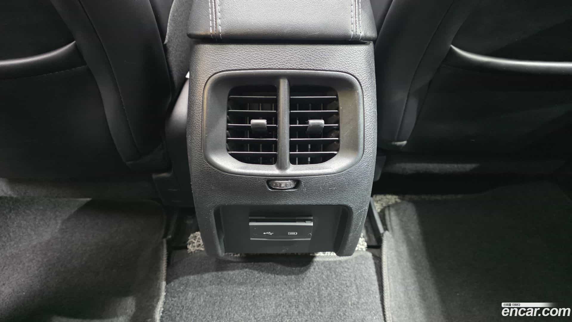 Cherokee Jeep 2019.1-OPTION-043