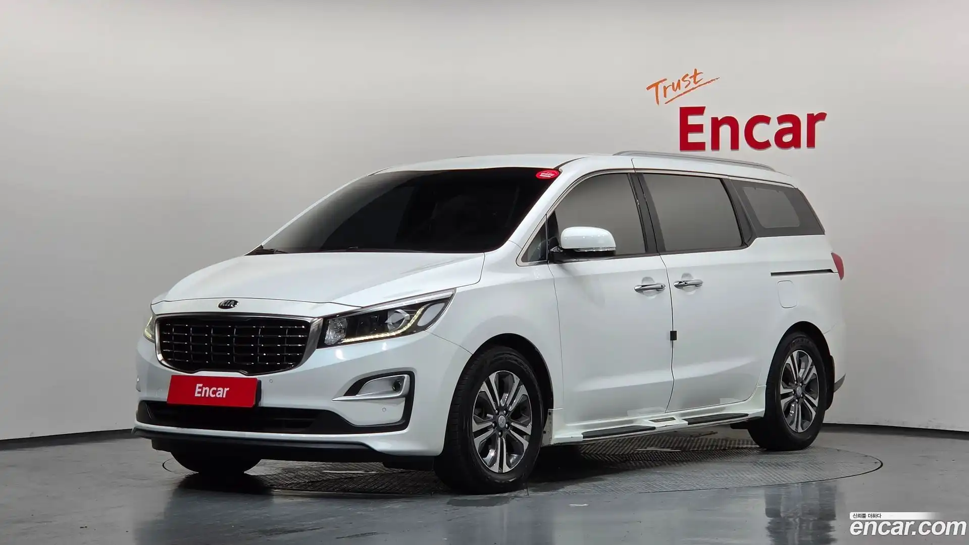 Canival Kia 2019.2-OUTER-001