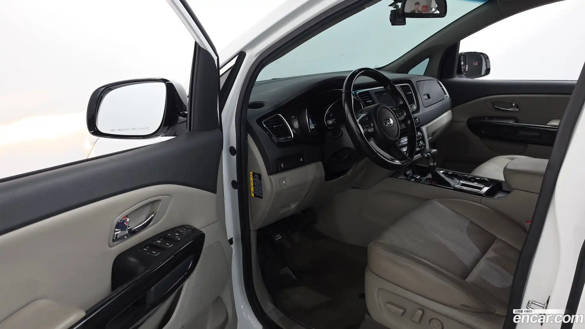 Canival Kia 2019.2-INNER-010