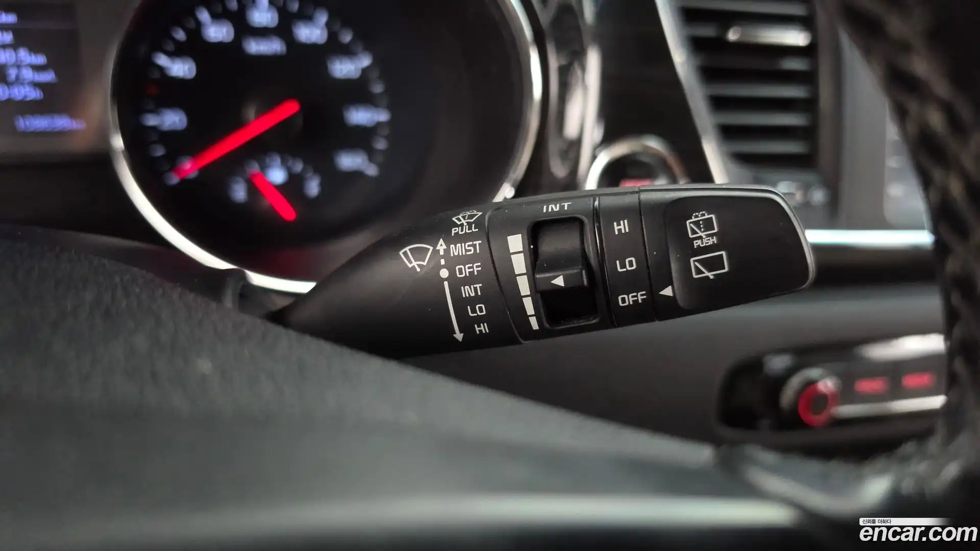 Canival Kia 2019.2-OPTION-042