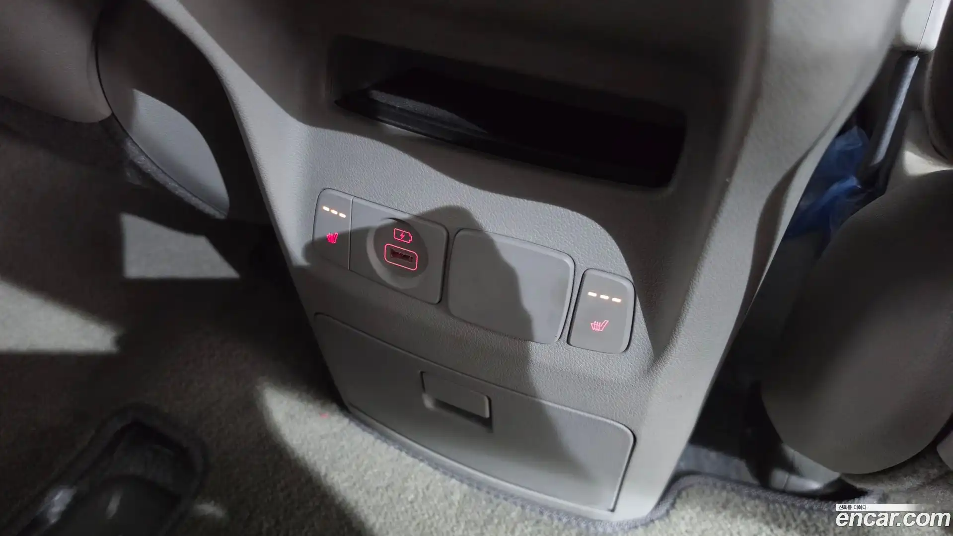 Canival Kia 2019.2-OPTION-044