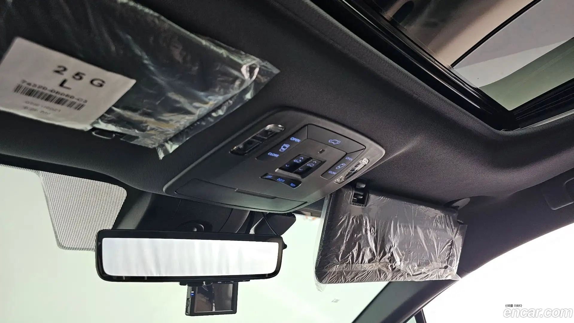 Sienna Toyota 2022.3-OPTION-023