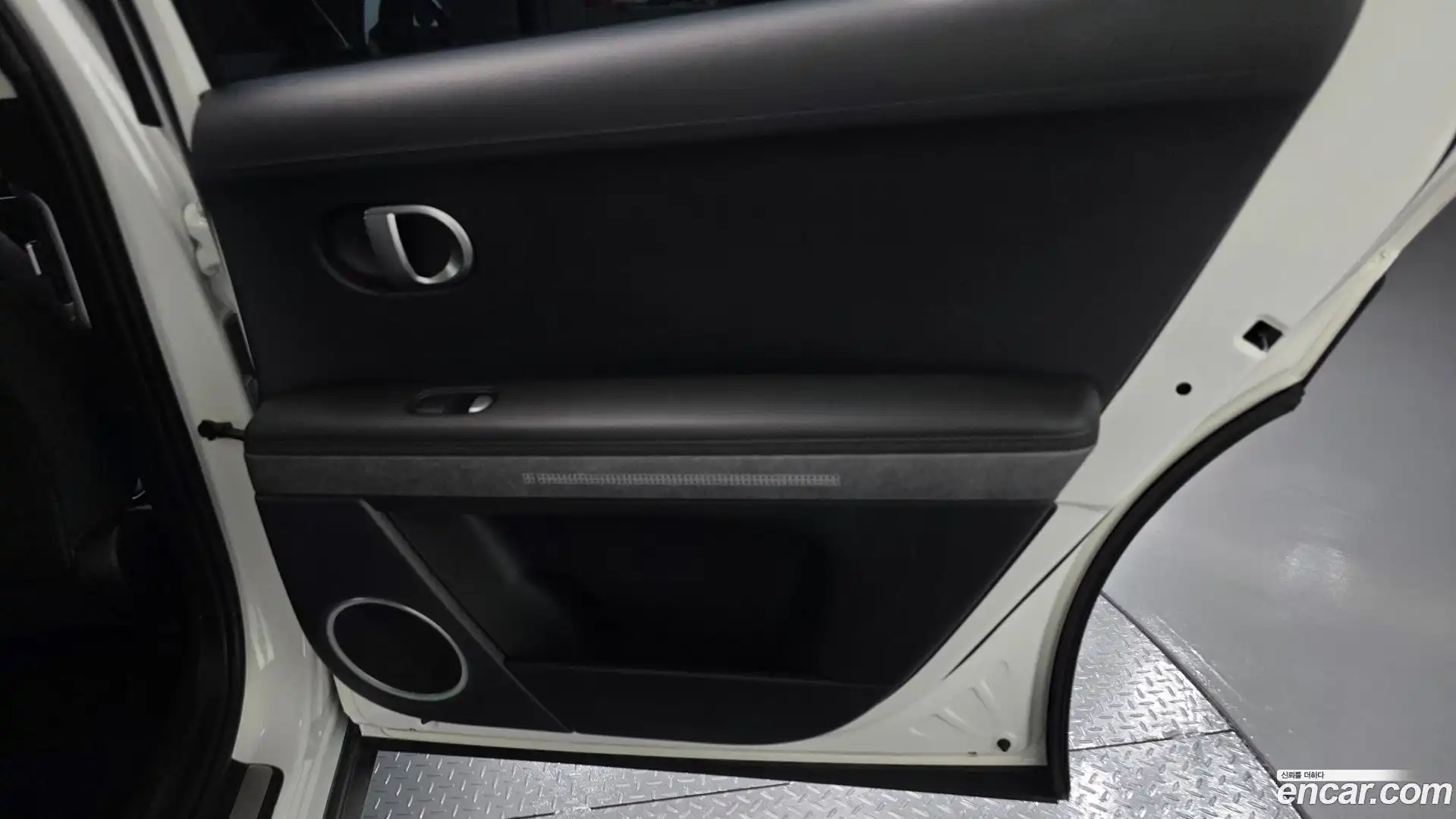 Ioniq5 Hyundai 2021.9-INNER-035