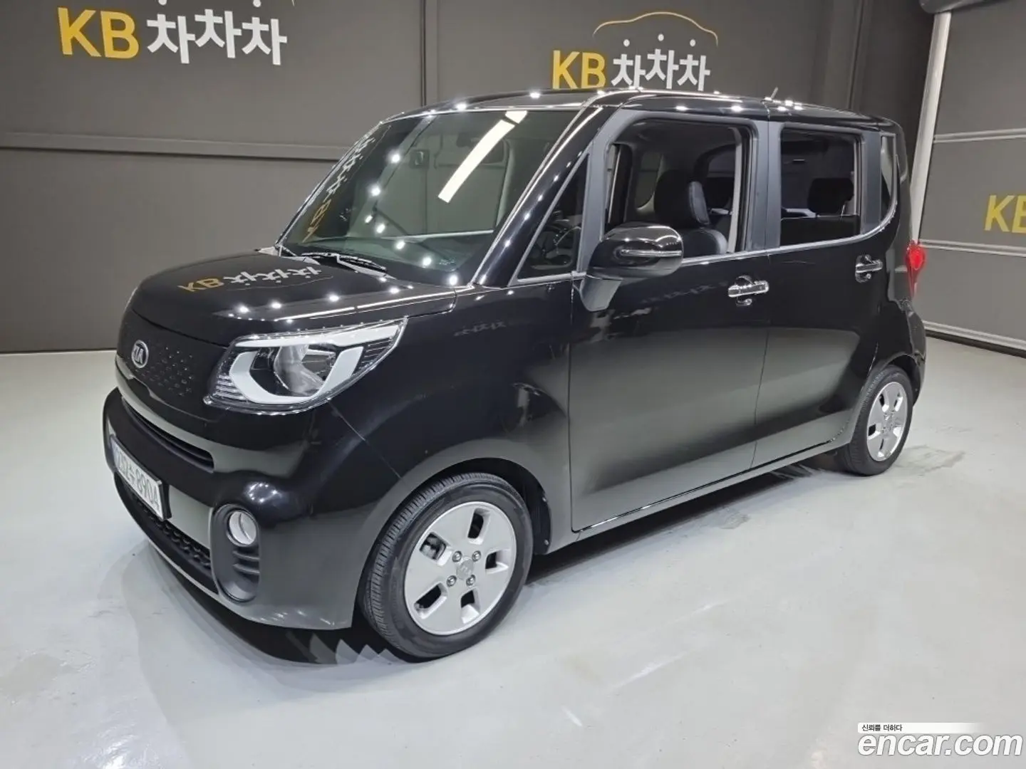 Main__Slider__Photo:RAY Kia 2021.4-0