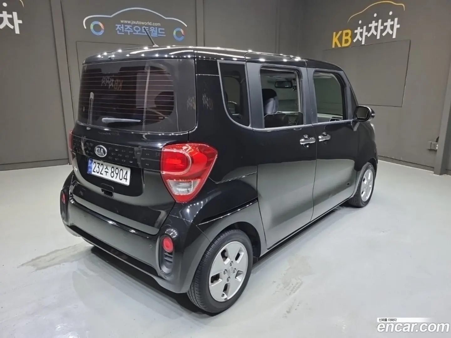 Main__Slider__Photo:RAY Kia 2021.4-1