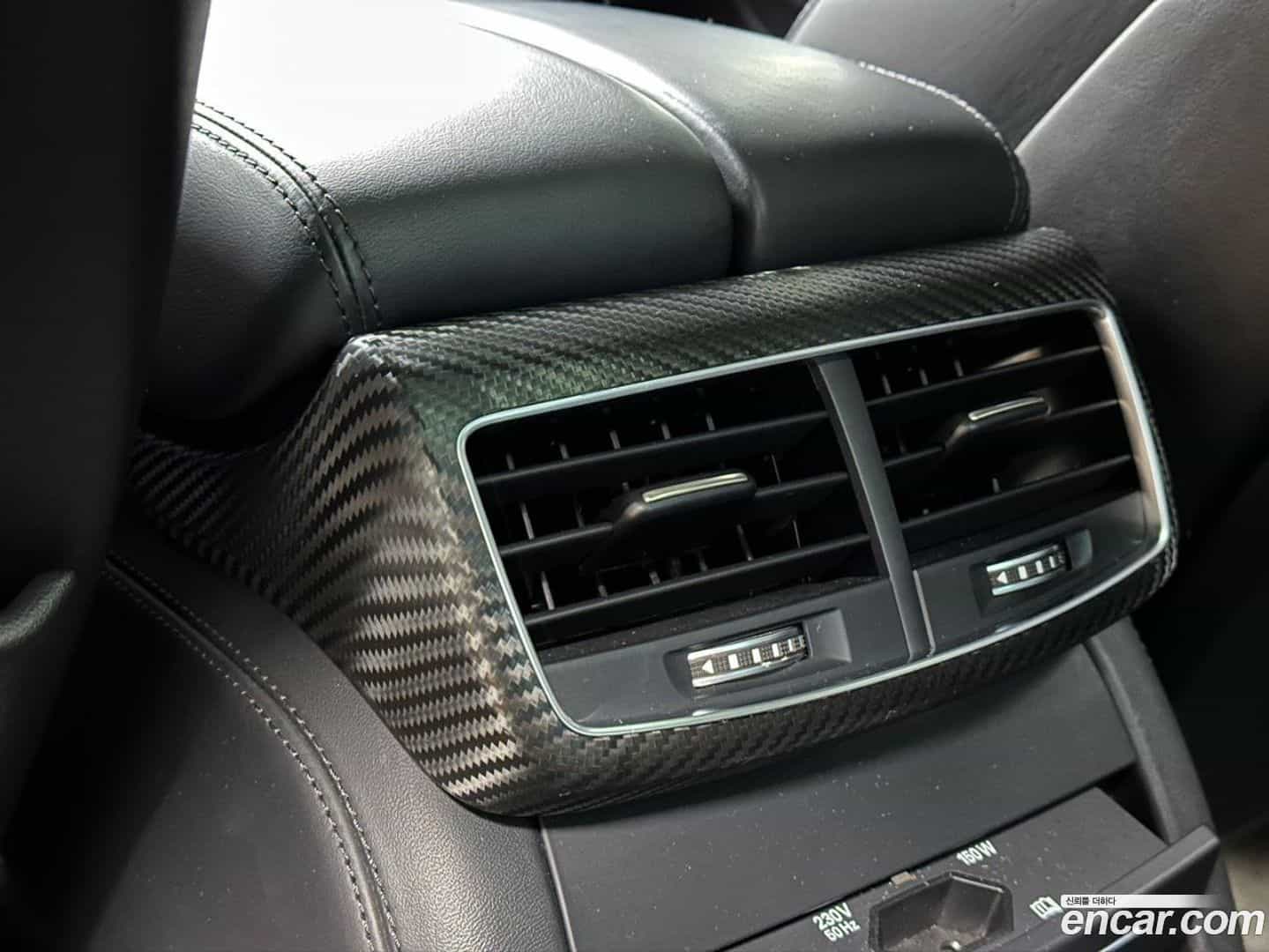 A8 Audi 2015.10-OPTION-015