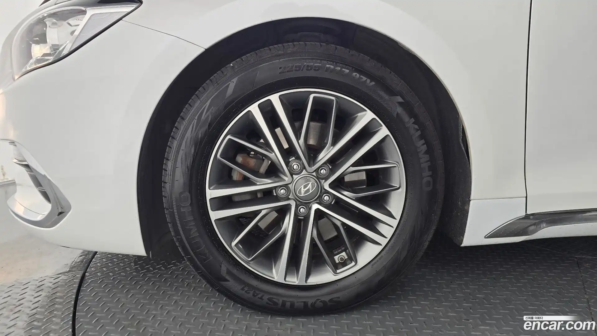 Grandeur Hyundai 2018.3-OUTER-005