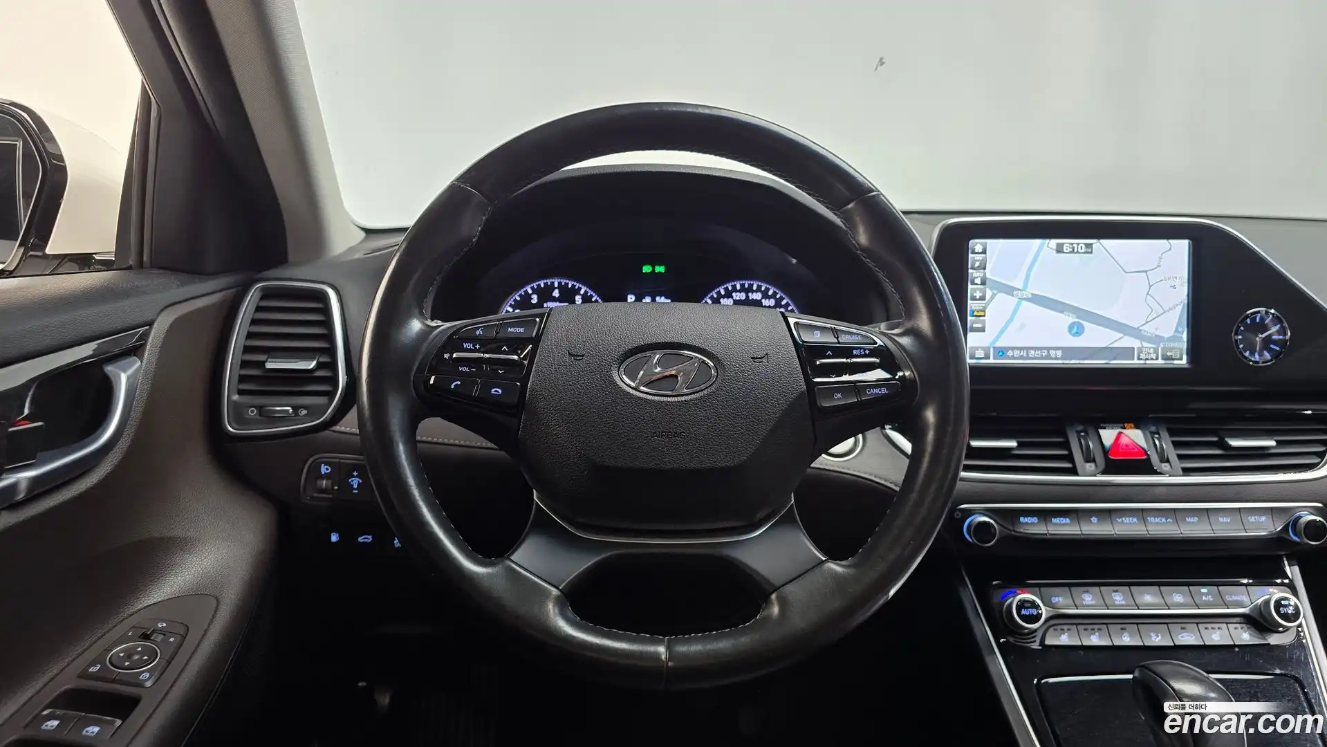 Grandeur Hyundai 2018.3-OPTION-018