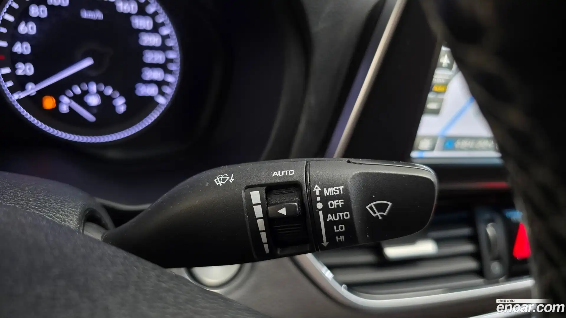 Grandeur Hyundai 2018.3-OPTION-041