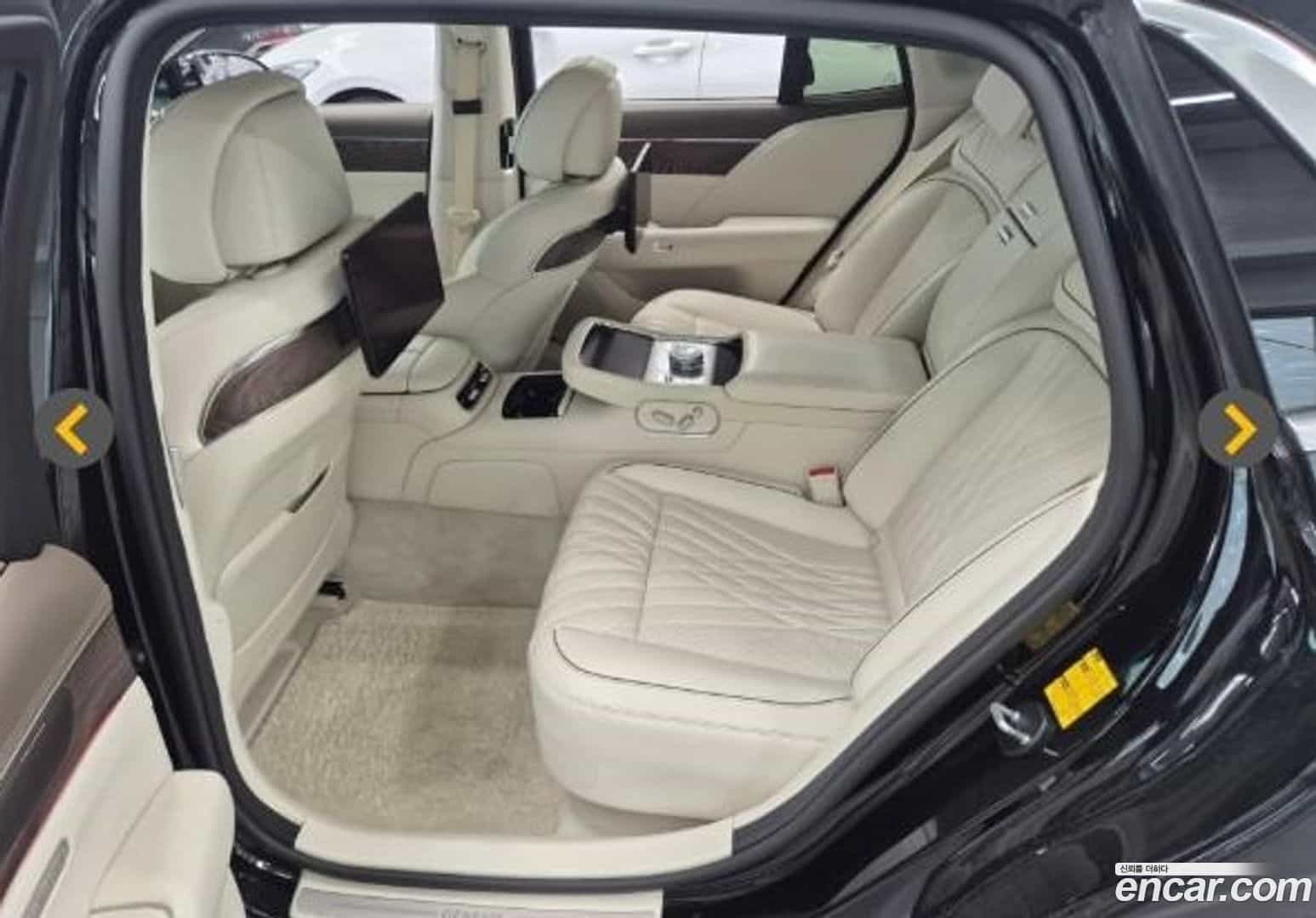 G90 Genesis 2022.5-OUTER-003