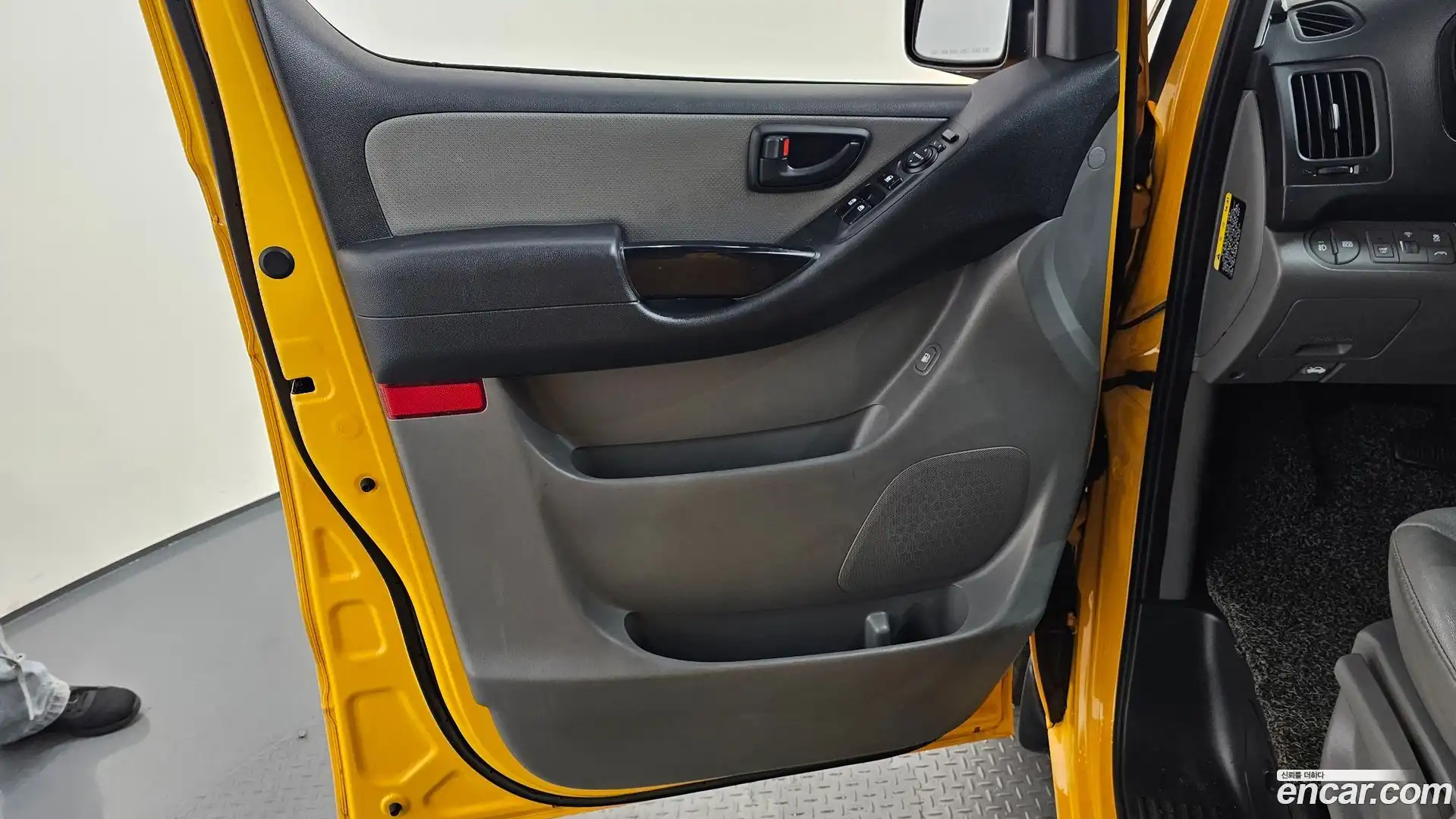 Starex Hyundai 2020.7-INNER-034