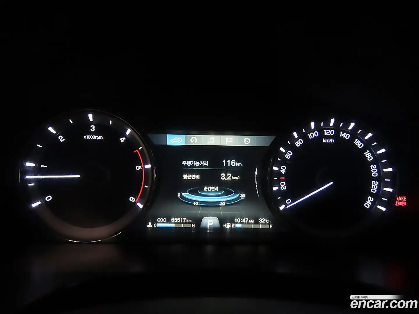 Rexton KG Mobility 2018.7-INNER-010