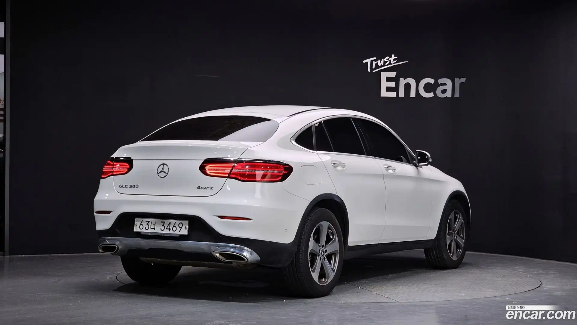 GLC-Class Mercedes-Benz 2019.2-OUTER-002