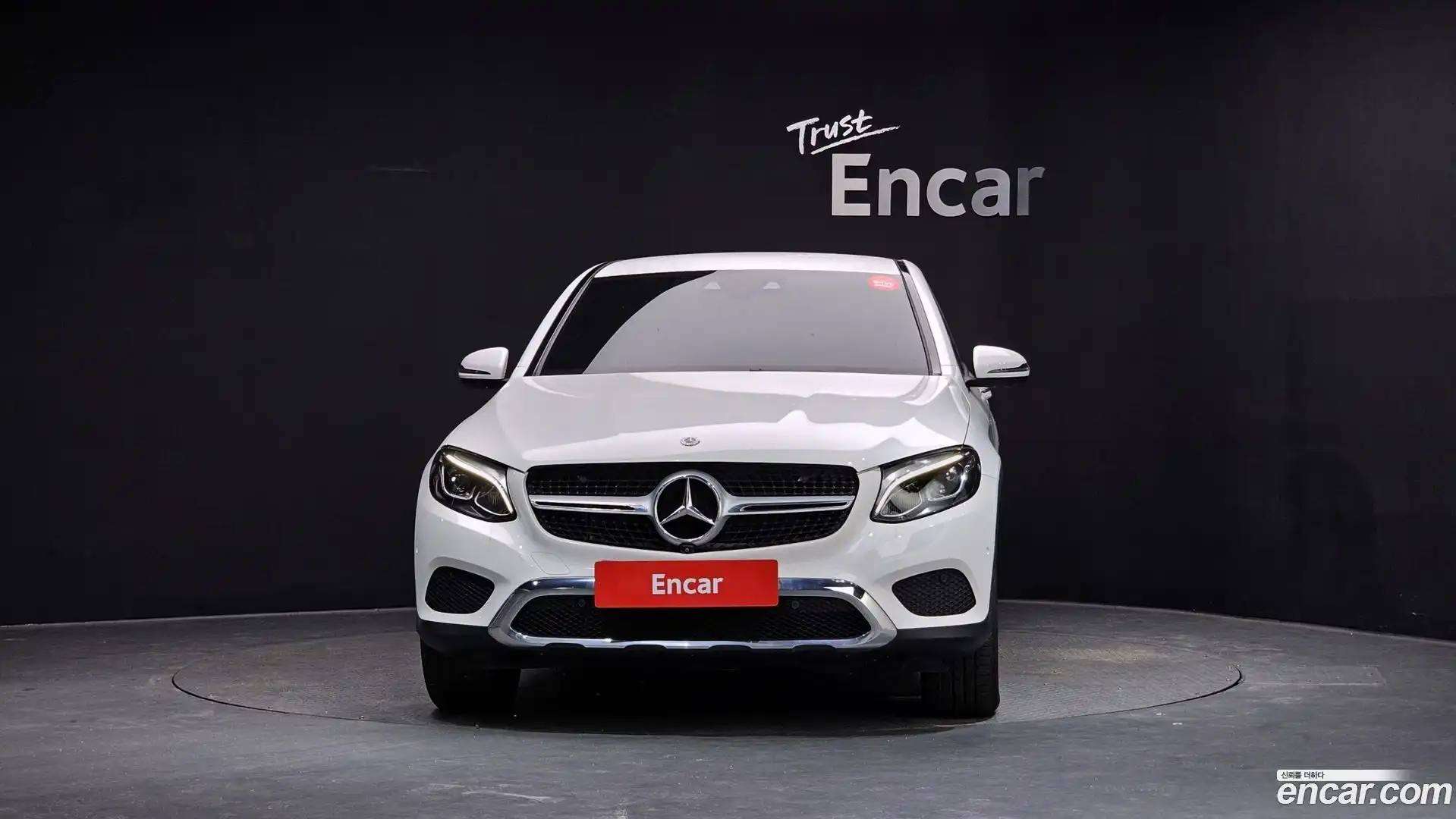 GLC-Class Mercedes-Benz 2019.2-OUTER-003